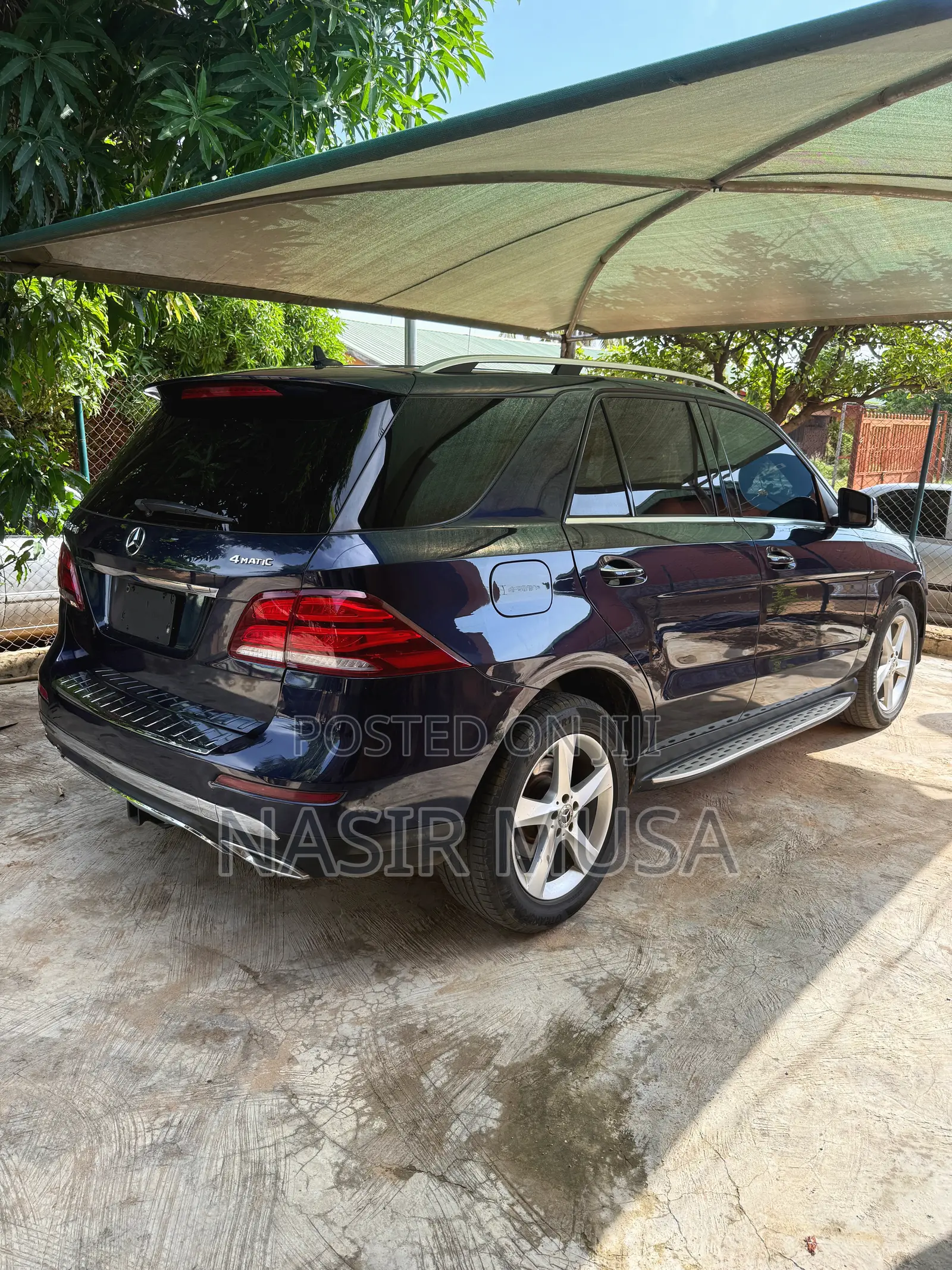 Mercedes-Benz GLE-Class GLE 350d 4MATIC 2017 Blue