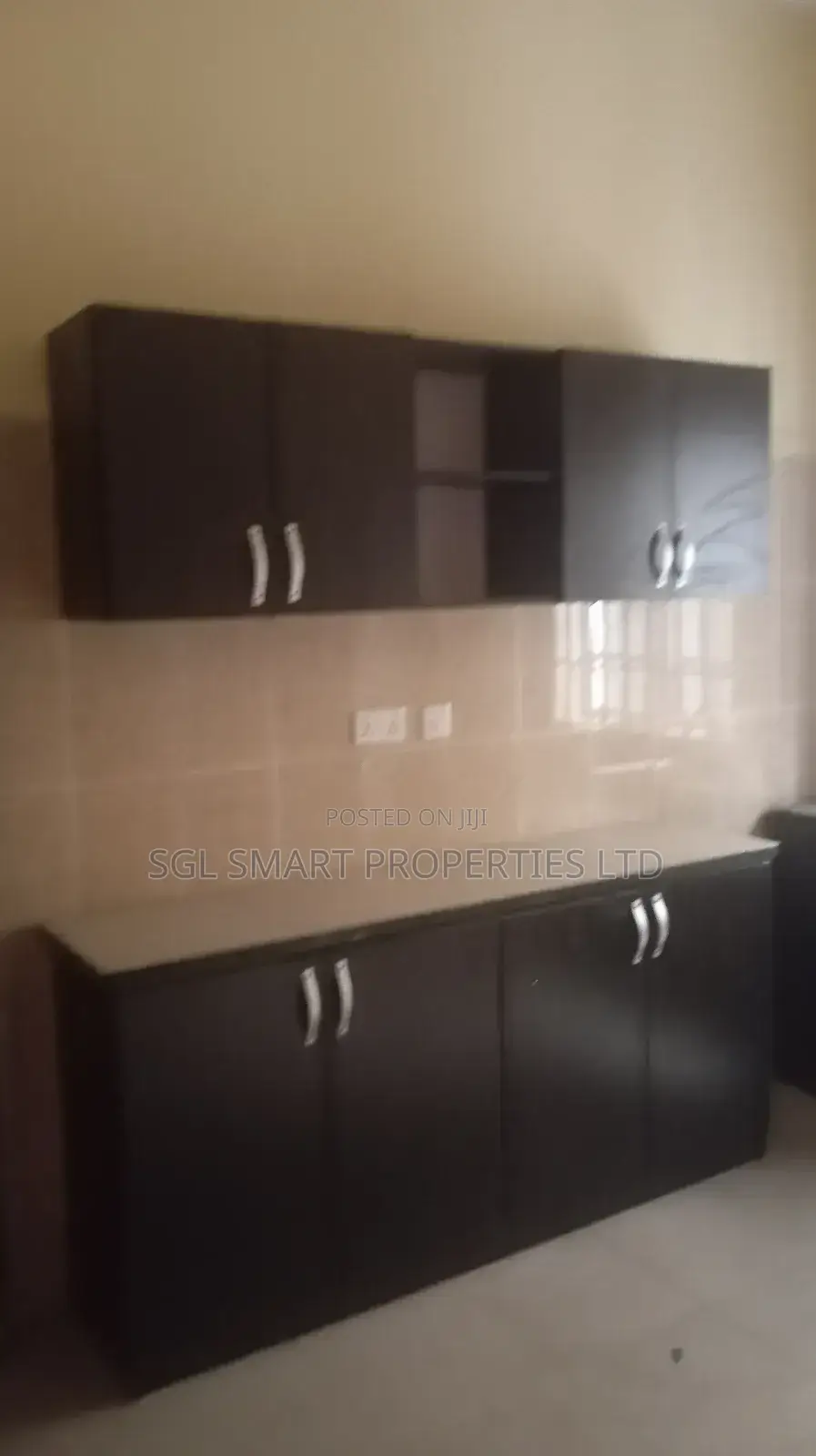 3 Bedroom Flat to Let at Close to Chelekwu