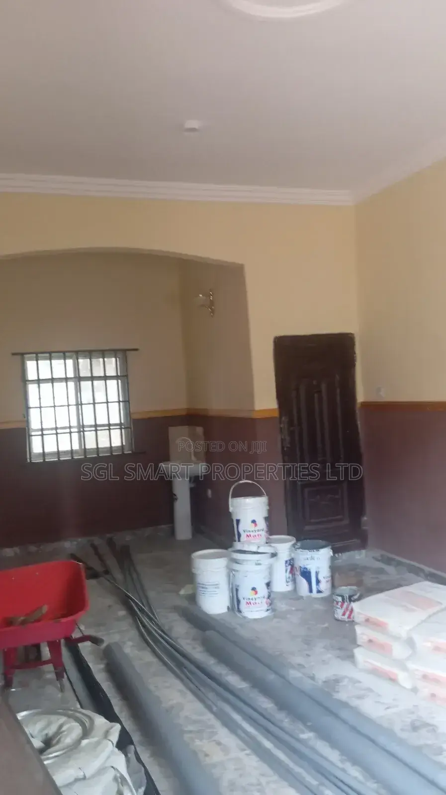 3 Bedroom Flat to Let at Close to Chelekwu