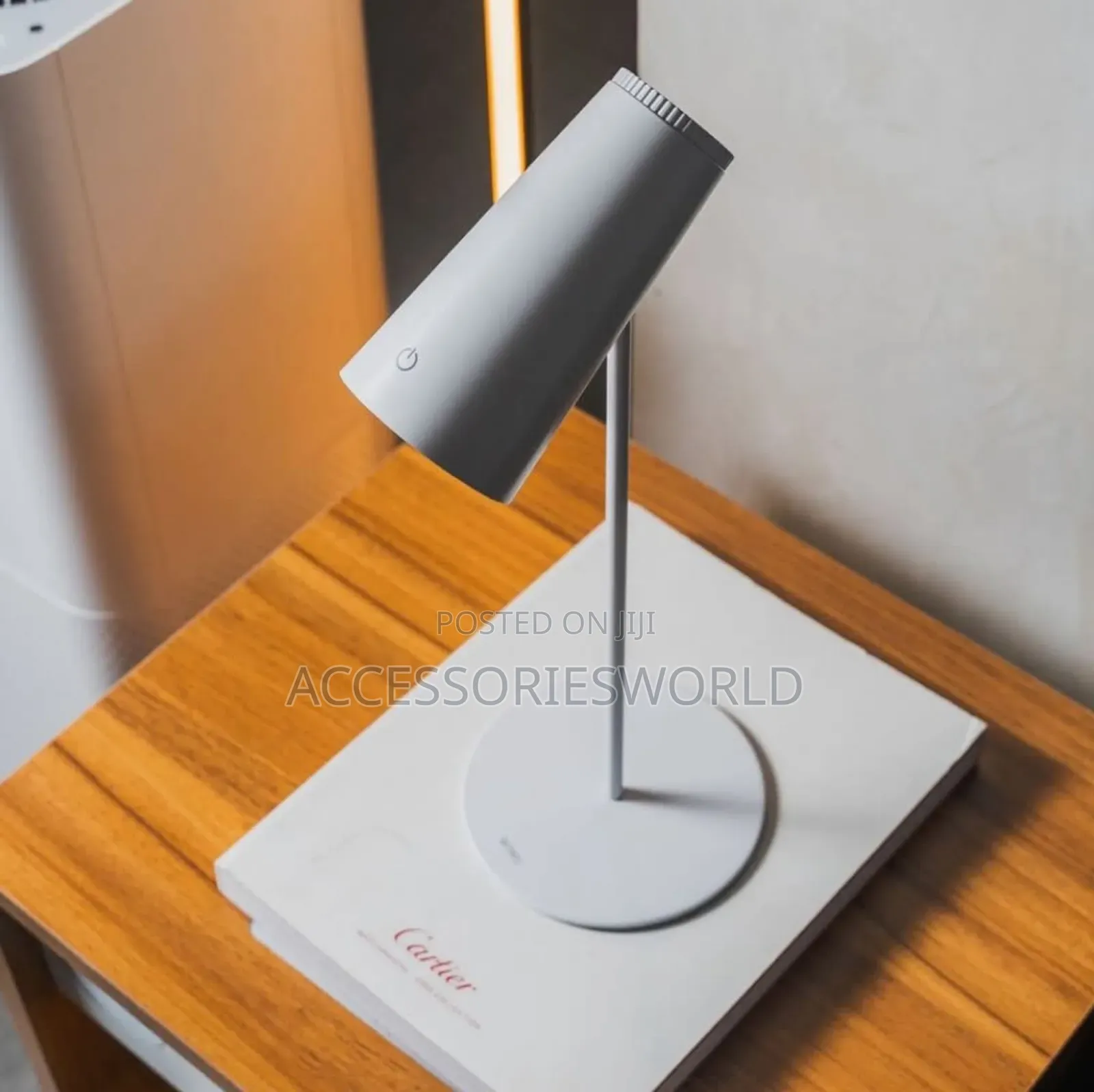 Wiwu Wi-D8 Desk Lamp 4in1 Intelligent Magnetic Light