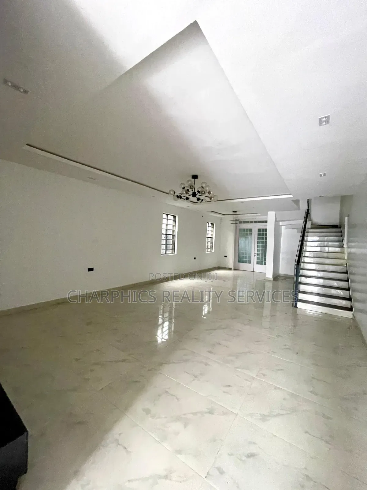 5bdrm Duplex in Ologolo for rent