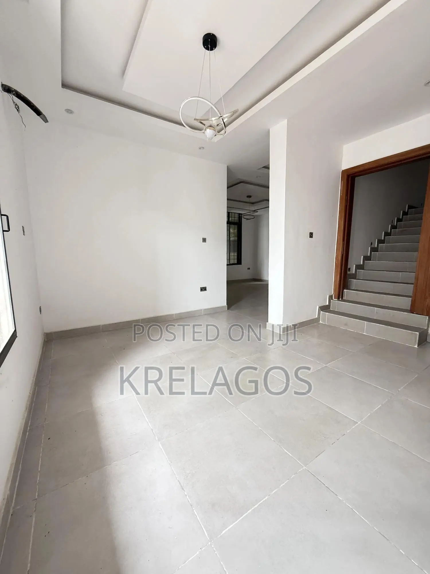 5bdrm Duplex in Lekki Phase 1 for sale