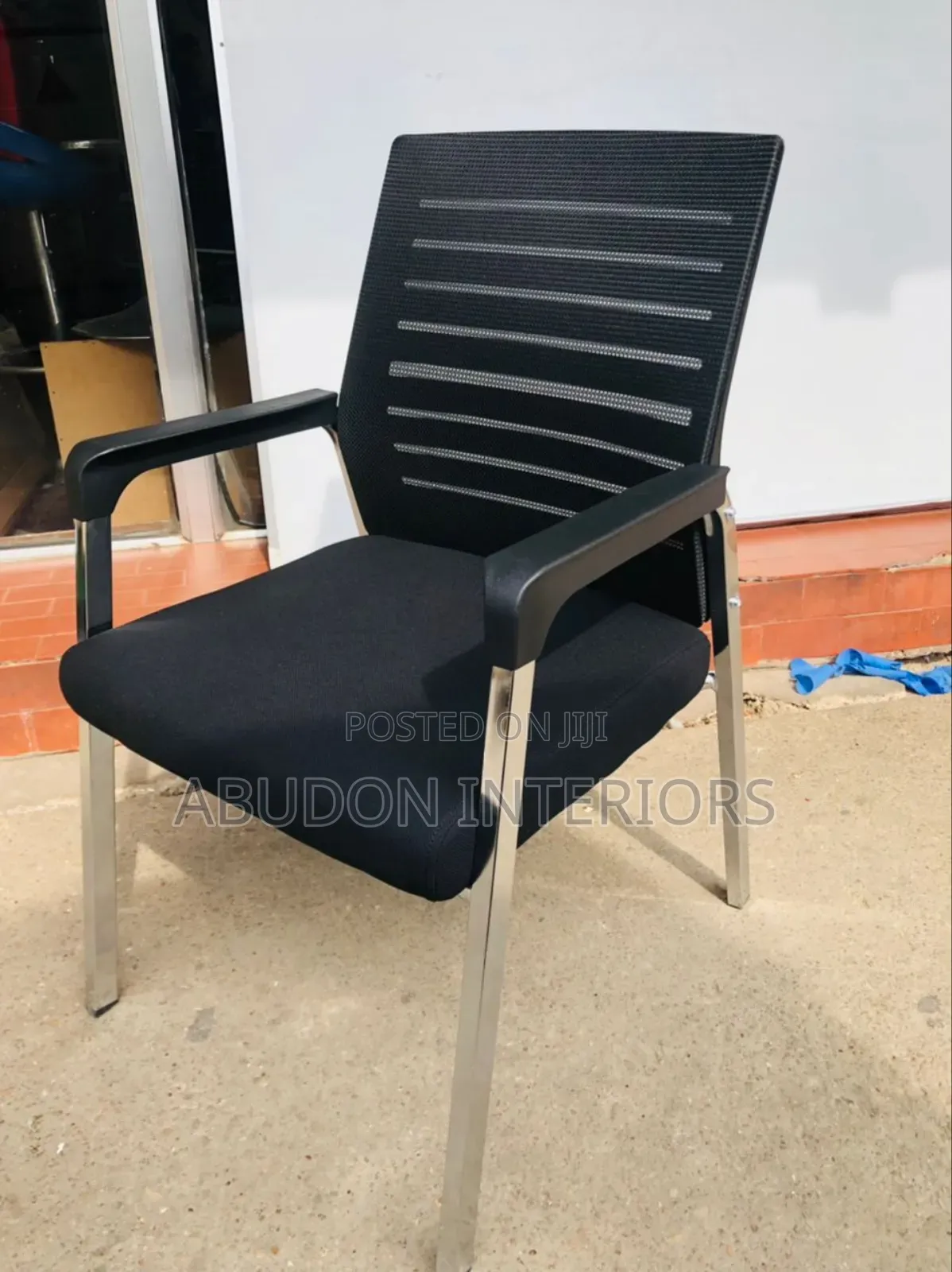 New Design Black Armchair