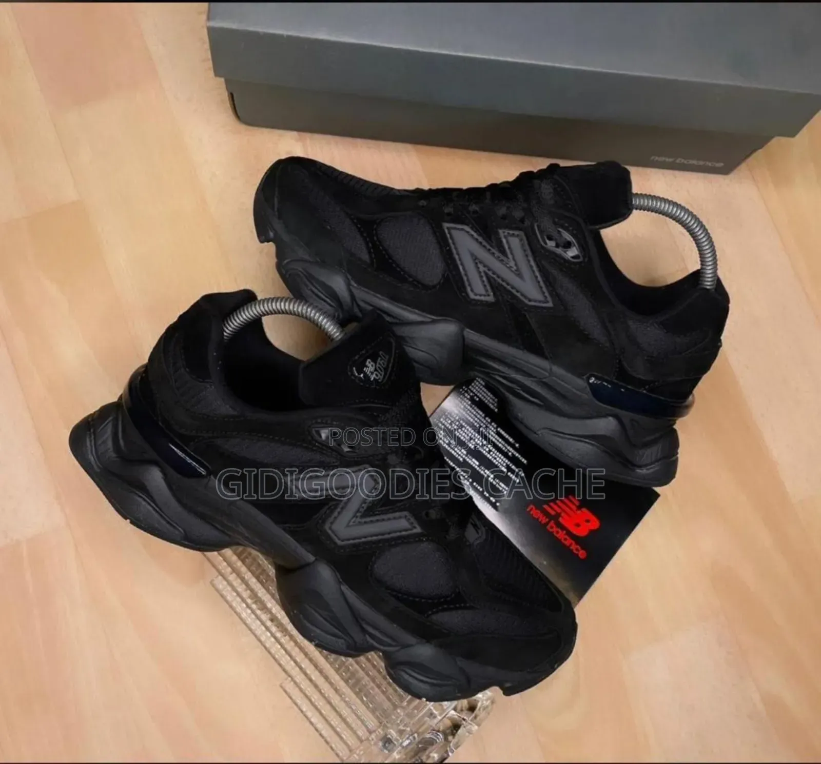 Nb Sneakers Size 40-45