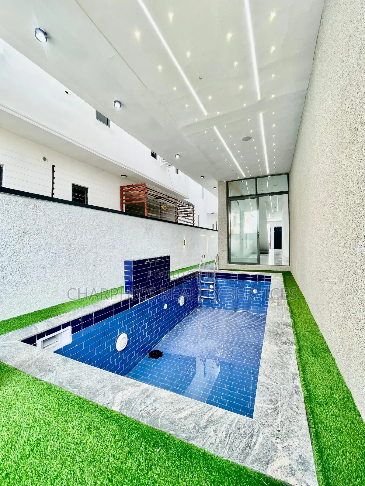 5bdrm Duplex in Ajah for sale