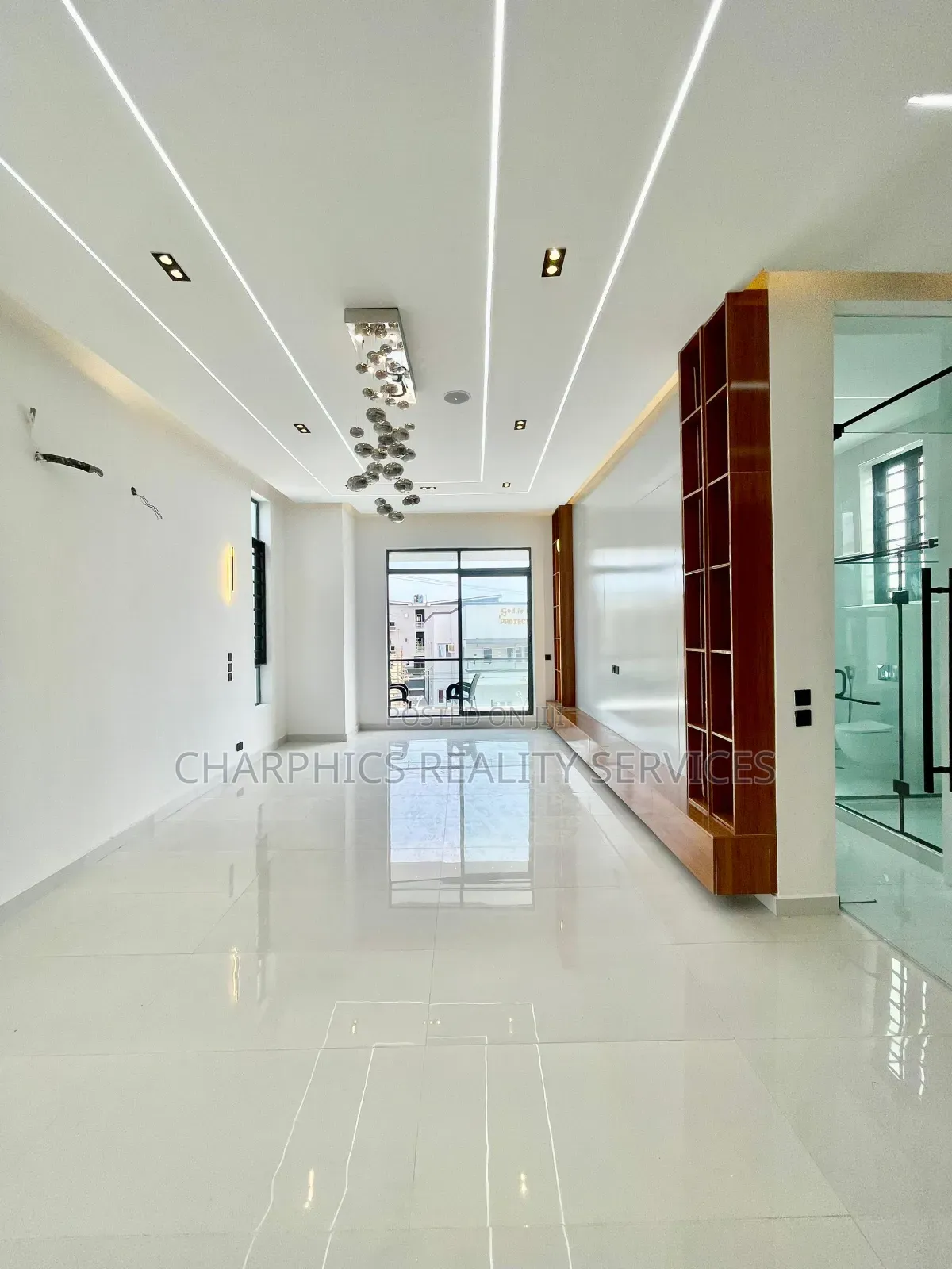 5bdrm Duplex in Ajah for sale