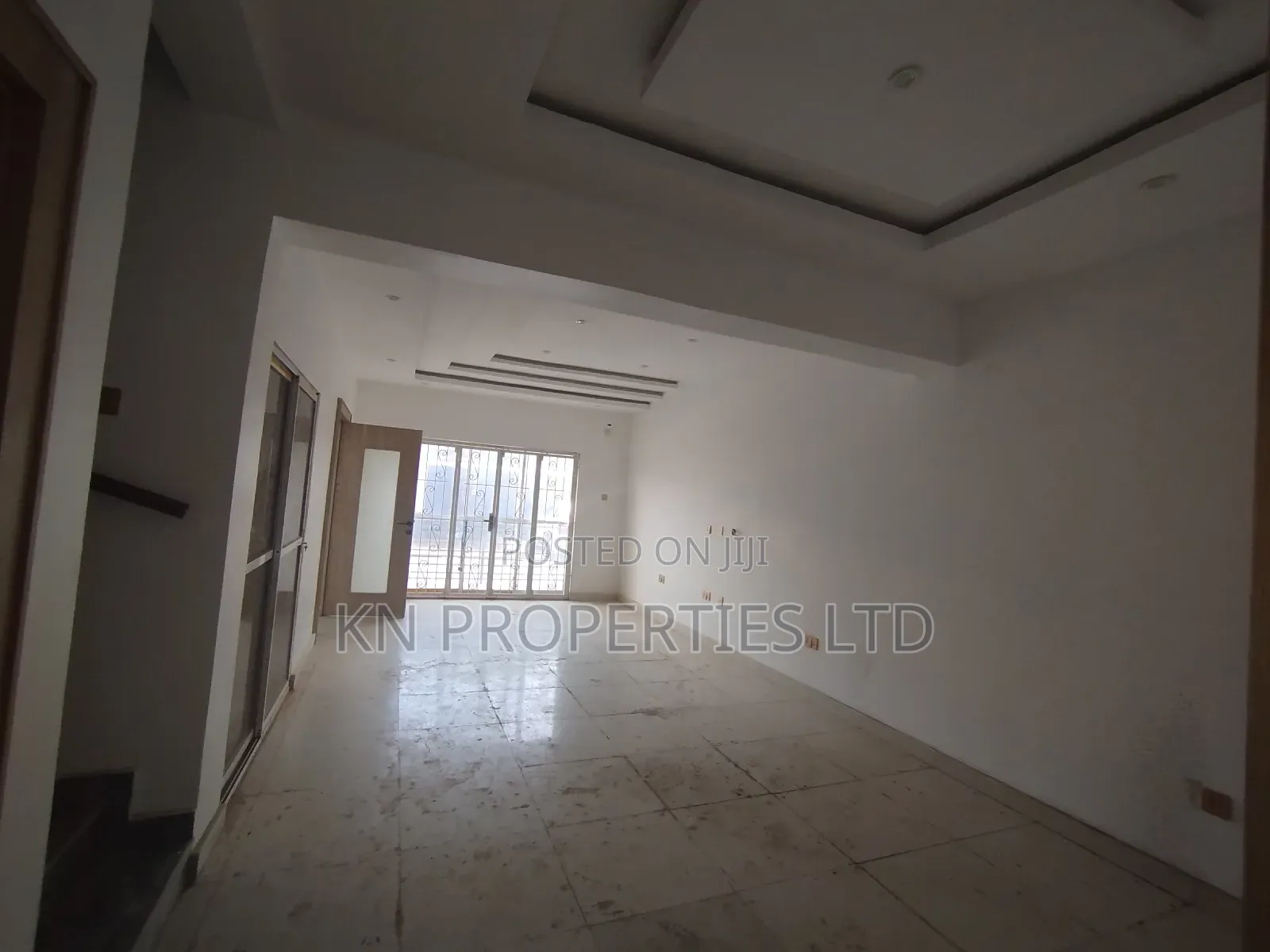 4bdrm Townhouse / Terrace in Mabushi for rent