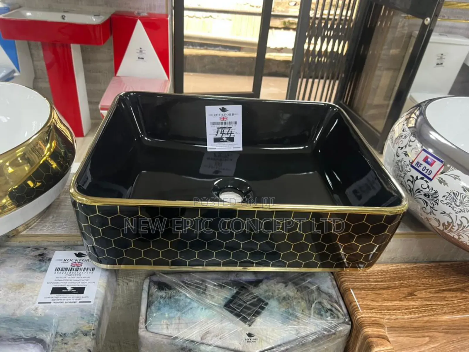 Black With Gold Color Top Wash Hand Basin