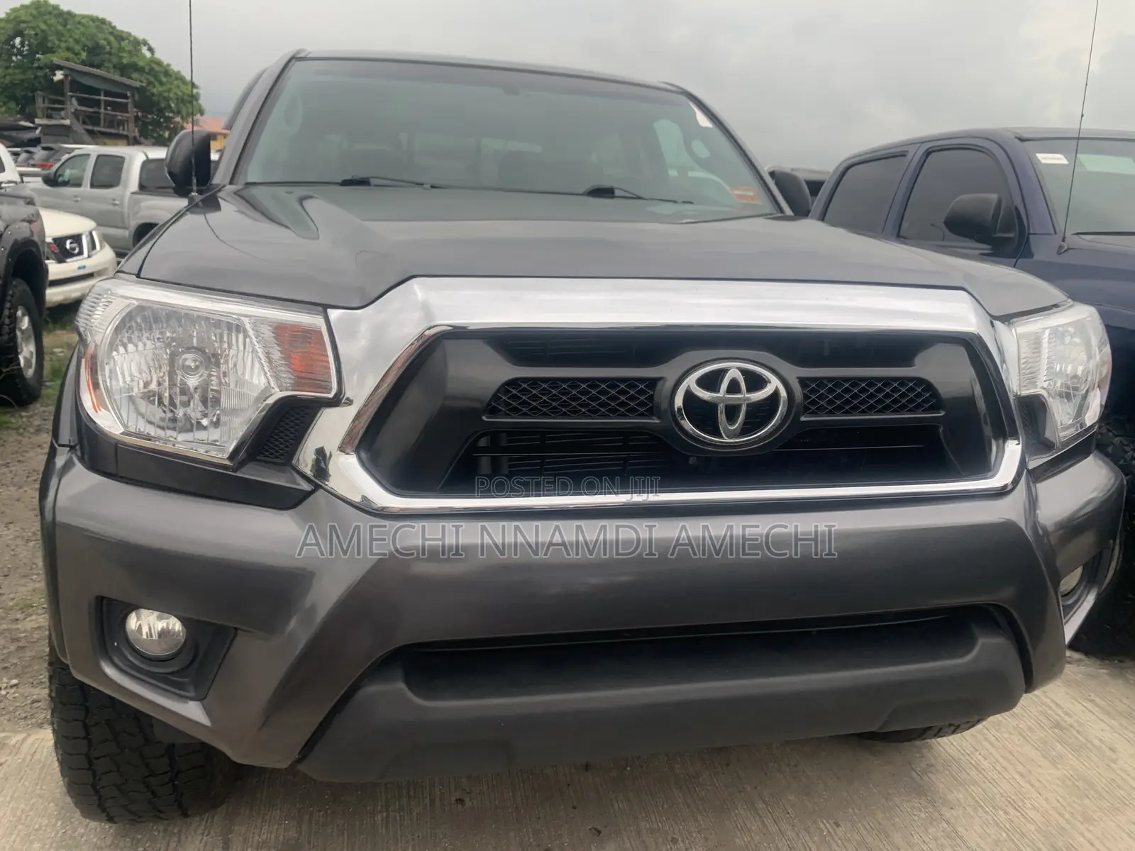 Toyota Tacoma 4dr Access Cab 4WD 6.1 ft. SB (2.7L 4cyl 5M) 2015 Gray