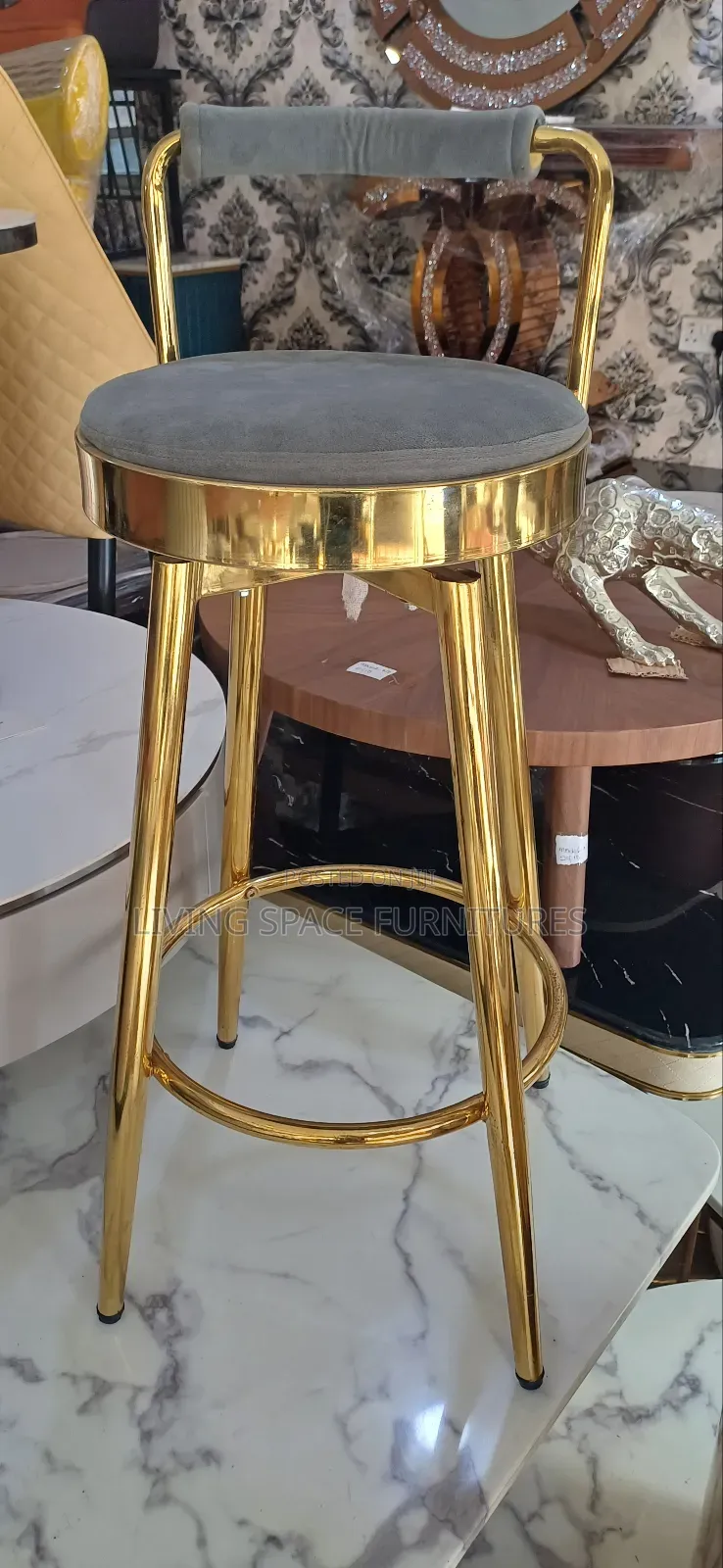 Rotating High Bar Stool