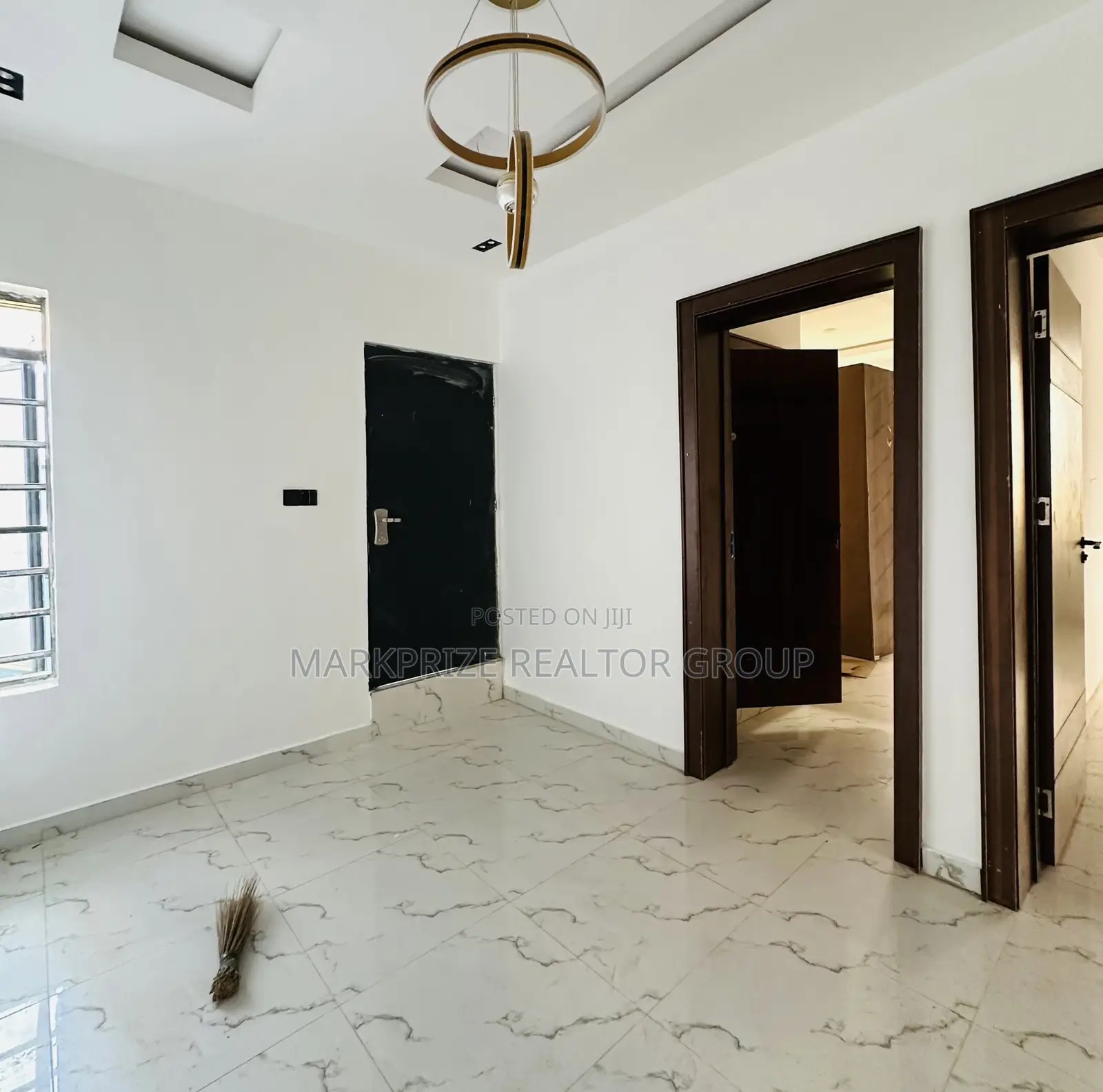4bdrm Duplex in Ogba Lagos for sale