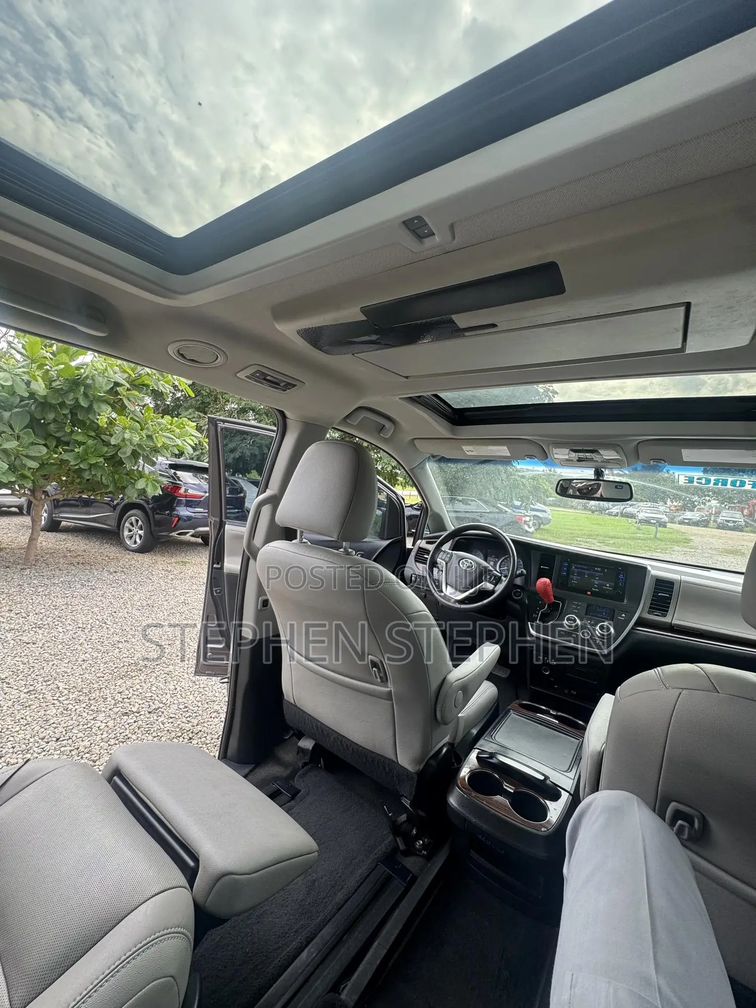 Toyota Sienna 2012 Gray