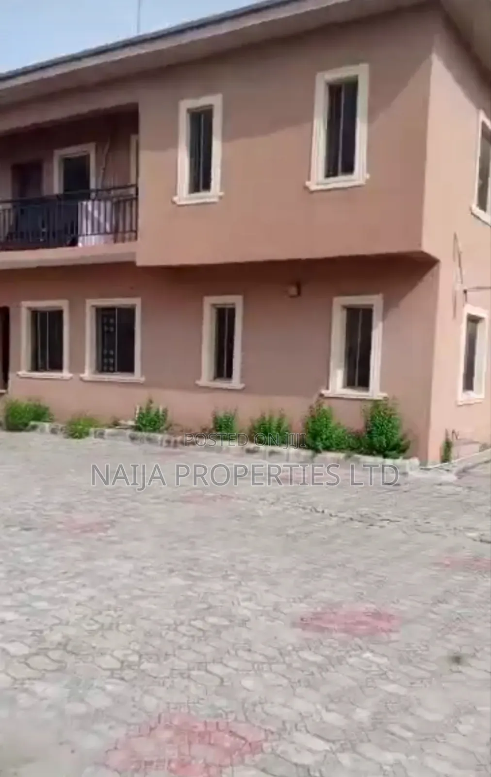 3bdrm Block of Flats in Lbs., Ajah for sale