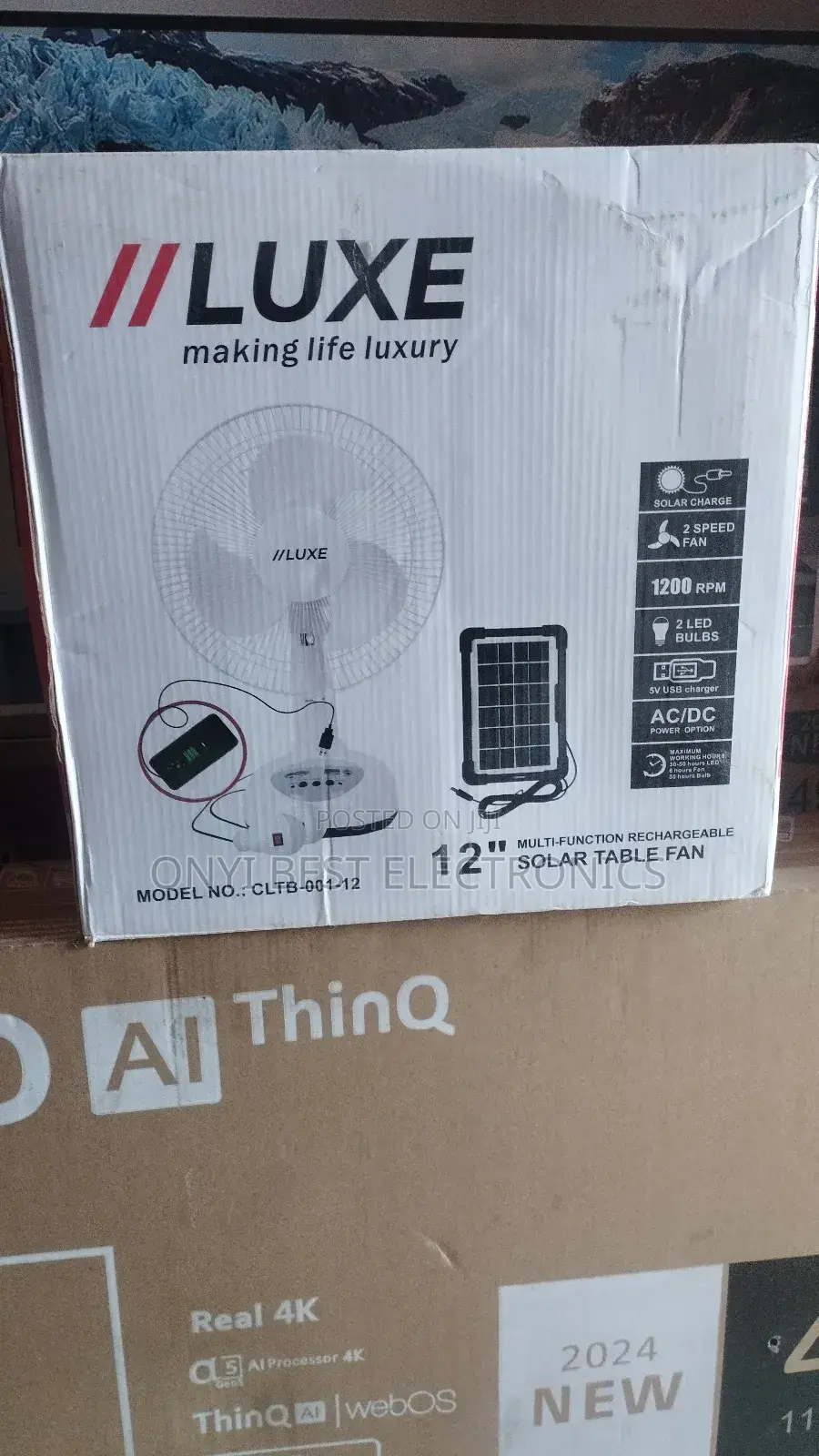 Luxe 12" Rechargeable Fan With Solar Panel With Bulbs