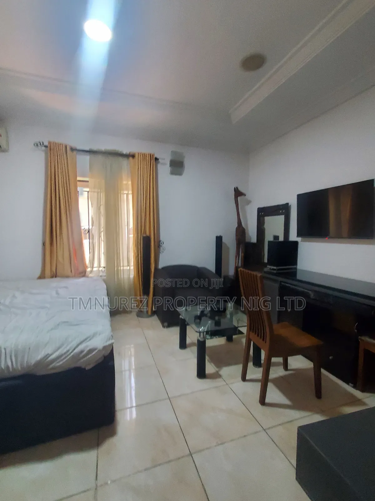 Furnished Studio Apartment in Chevron for rent