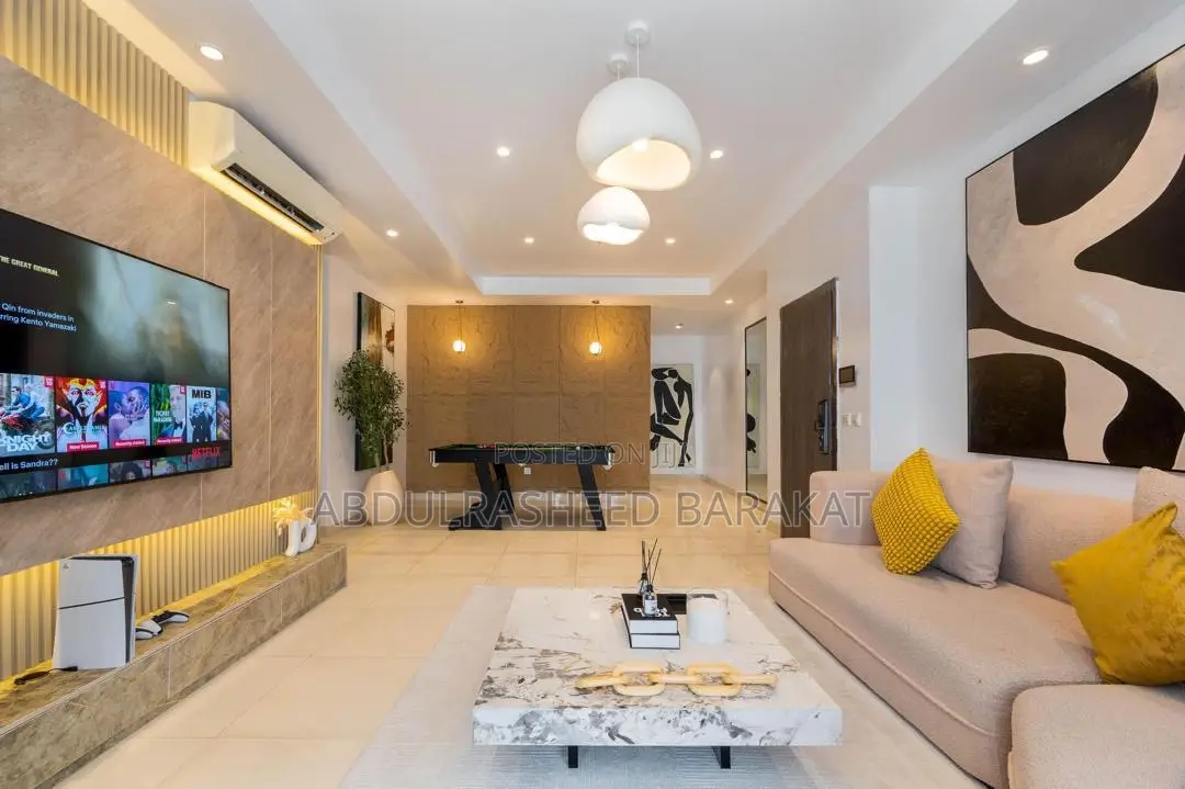 Cute Newly Built Two Bedroom Apartment at Bluewaters