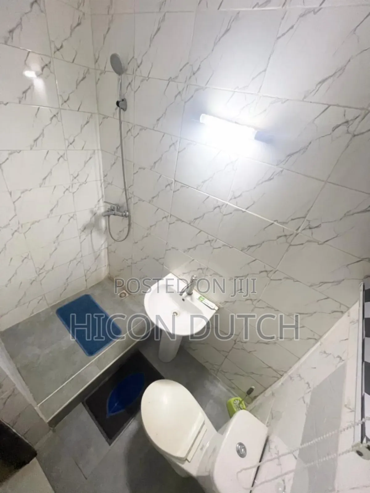 4bdrm Duplex in Brains And Hammer, Life Camp for sale
