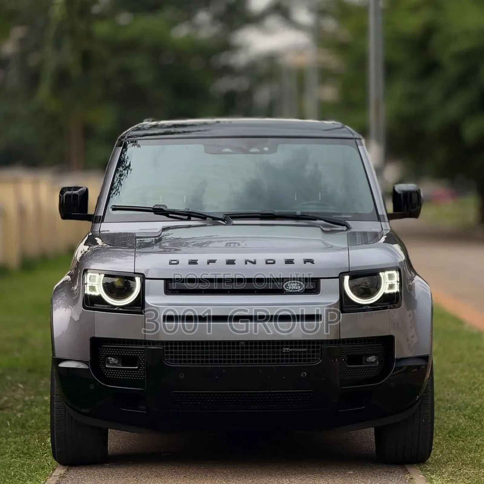 Land Rover Defender 2022 Gray