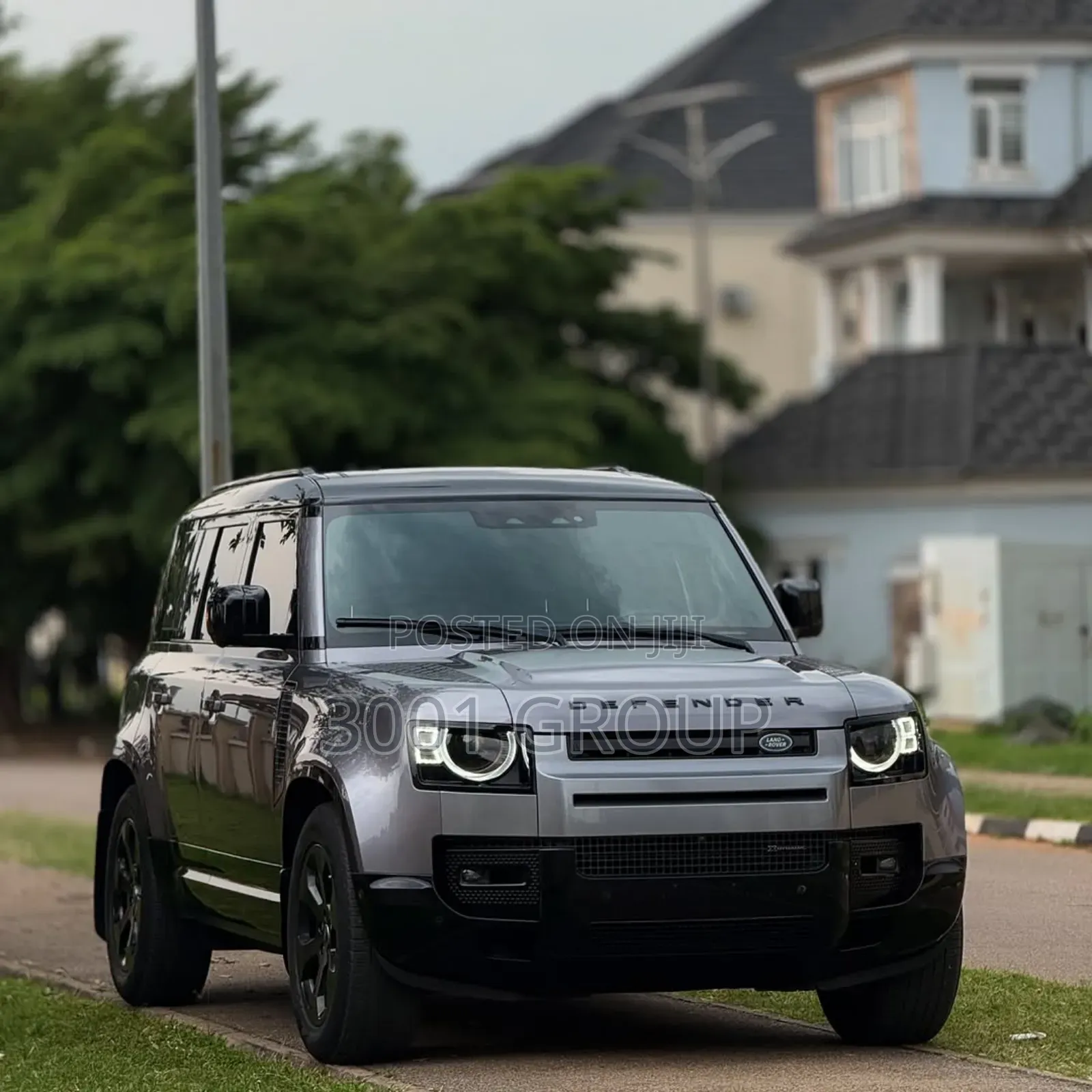 Land Rover Defender 2022 Gray
