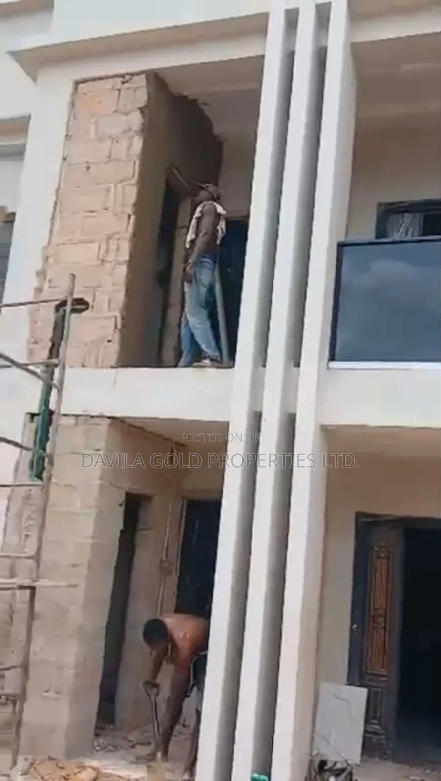 15bdrm Block of Flats in Benin City for sale