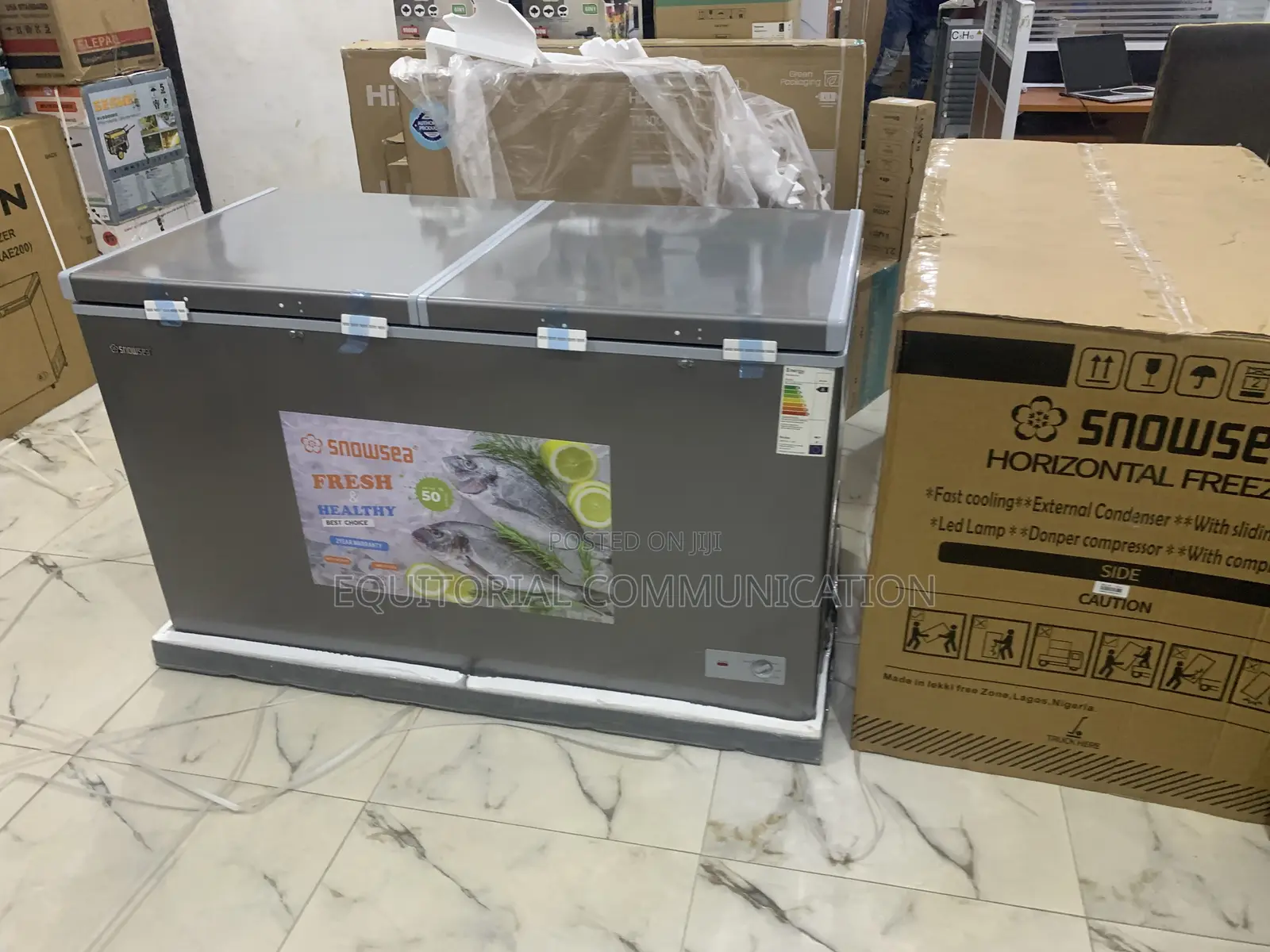 Snowsea 420l Chest Freezer With Adjustable Thermostat