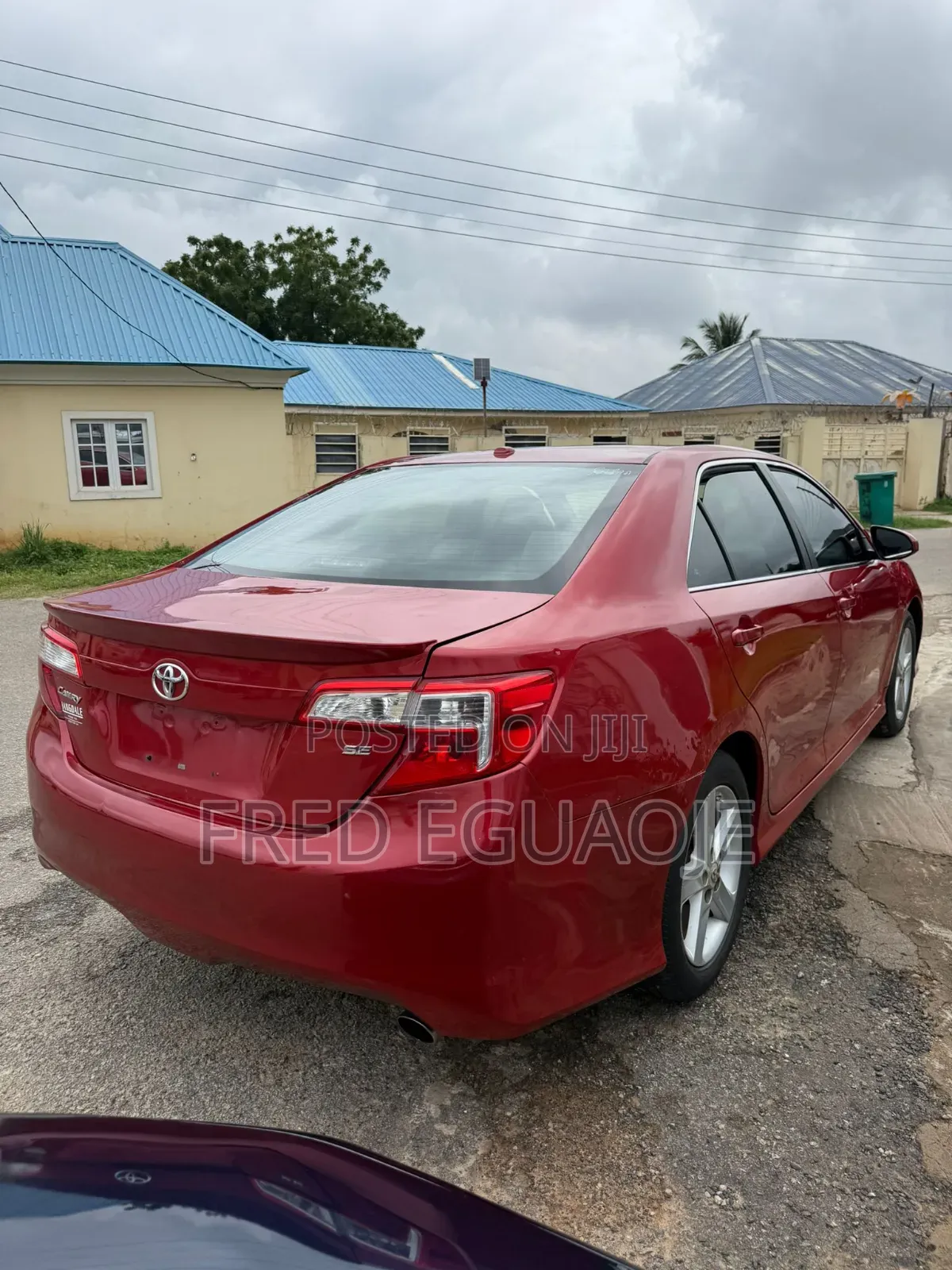 Toyota Camry SE 4dr Sedan (2.5L 4cyl 6A) 2012 Red