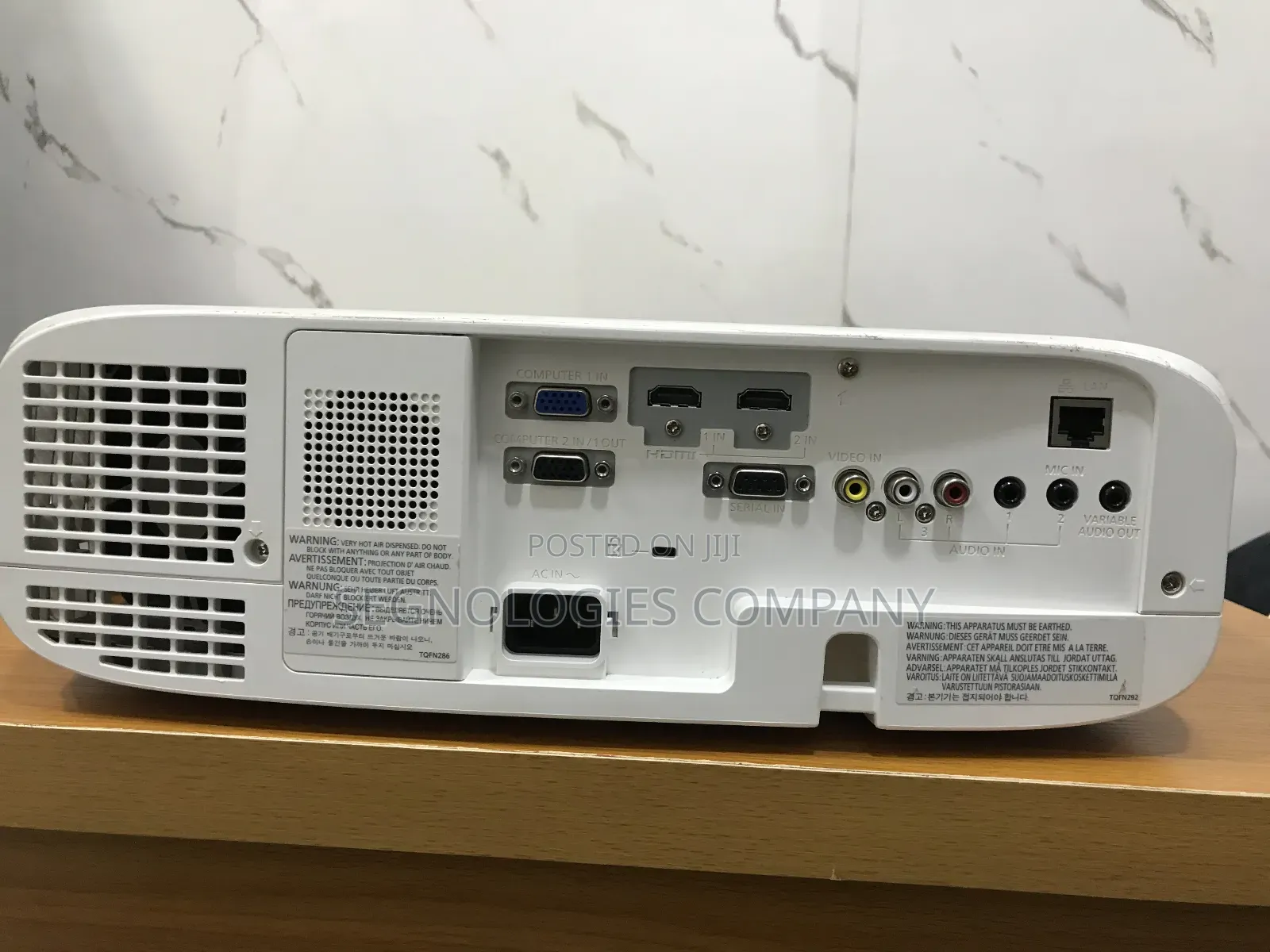 Panasonic Pt-vw530 Wxga 5000 Lumens Large Venue Projector