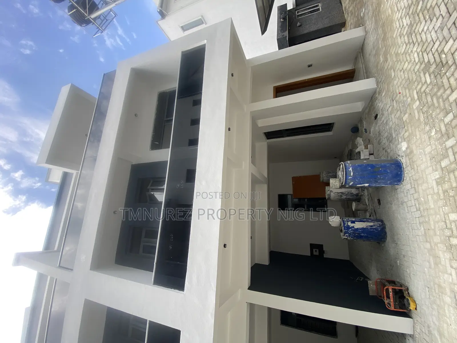 4bdrm Duplex in Ologolo, Lekki for sale