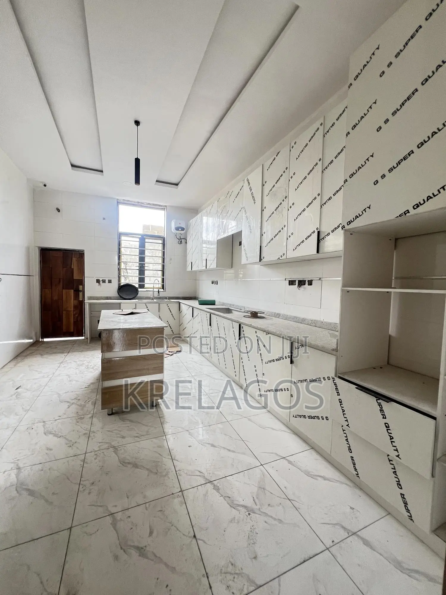 5bdrm Duplex in Sangotedo for sale