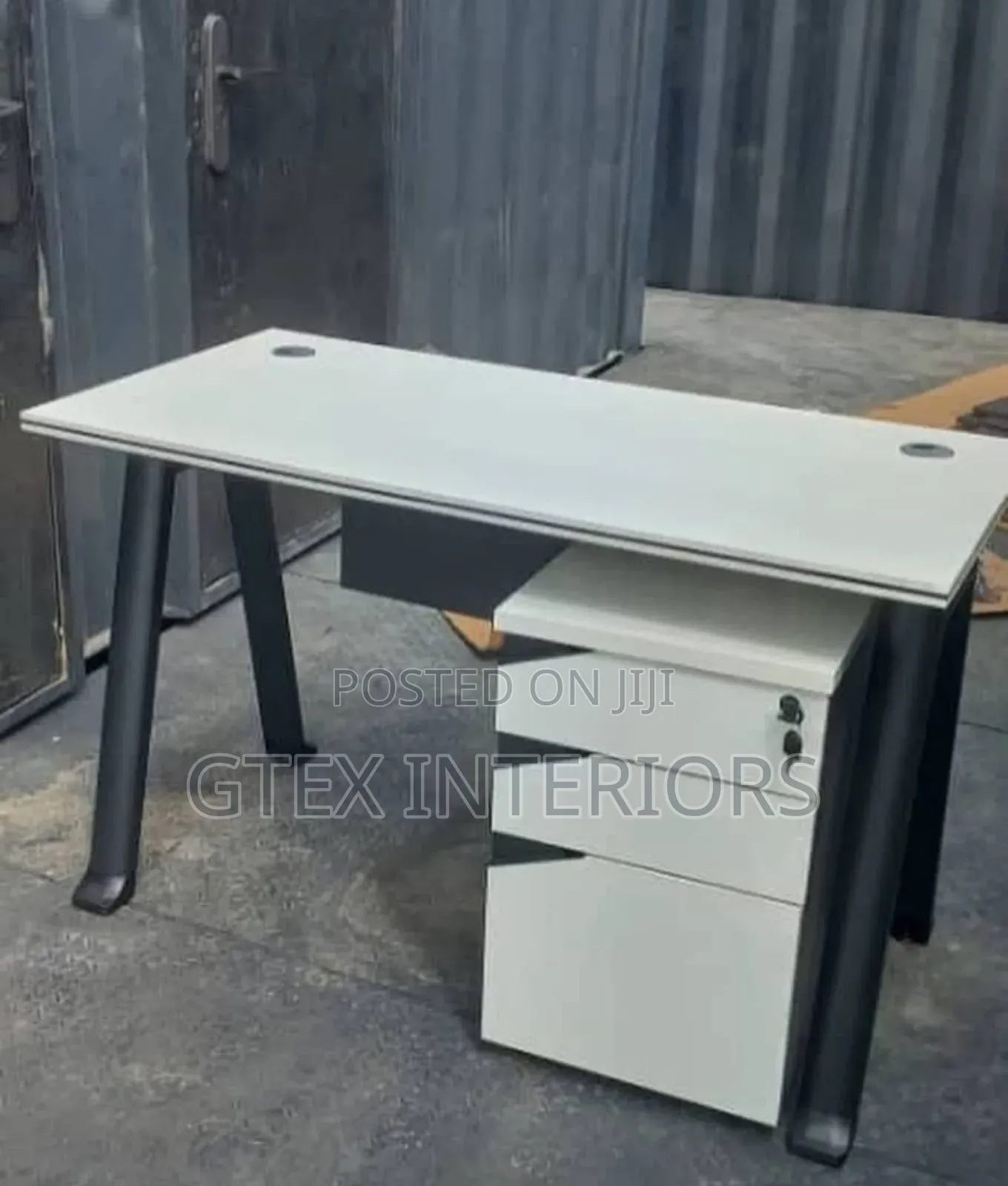 Mini Office Table