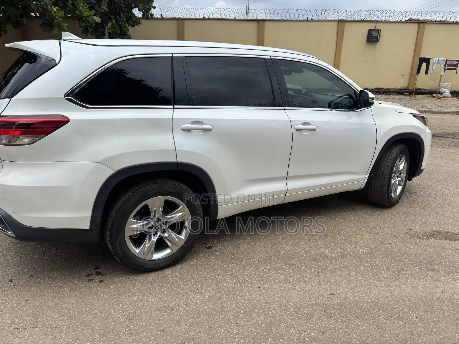 Toyota Highlander Limited 4x4 V6 (3.5L 6cyl 8A) 2017 White