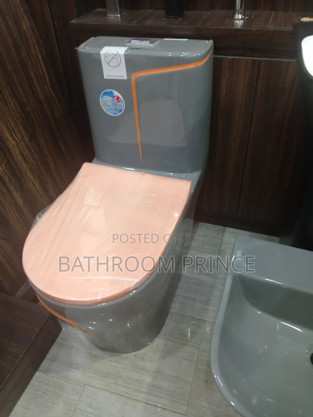 Executive Luxury Water Closet