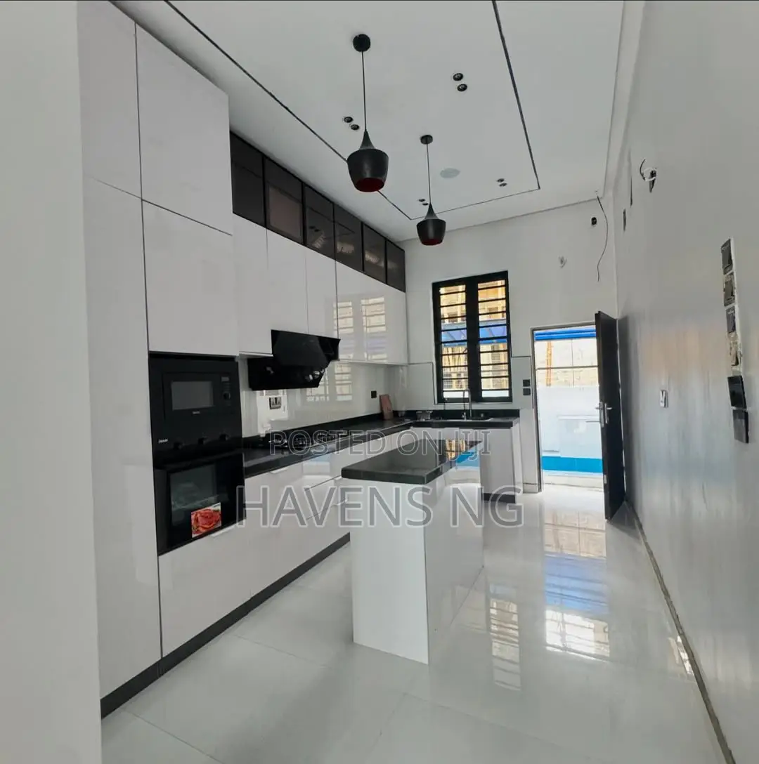 5bdrm Duplex in Abraham Adesanya Estate for sale