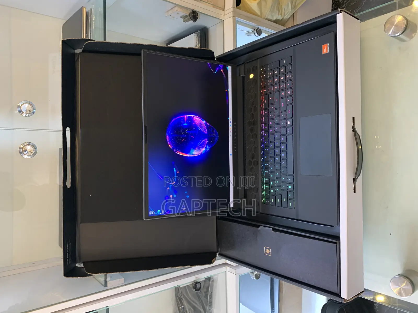 Laptop Dell Allienware M18 R1 32GB AMD Ryzen 9 SSD 1T