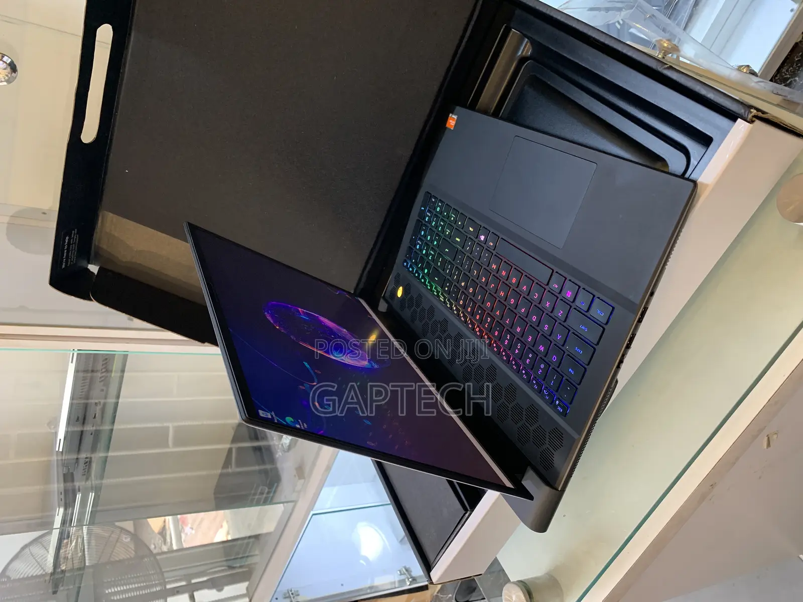 Laptop Dell Allienware M18 R1 32GB AMD Ryzen 9 SSD 1T