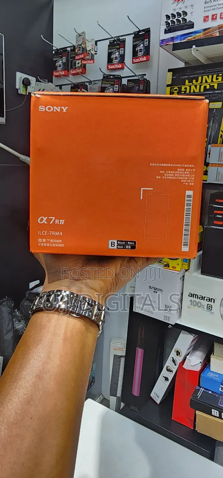 Sony A7riv Mirrorless Camera