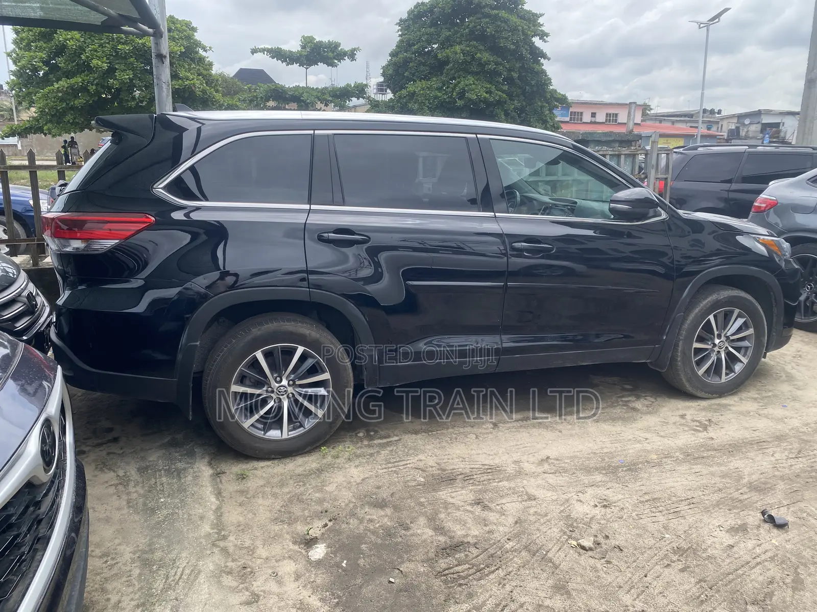 Toyota Highlander XLE 2019 Black