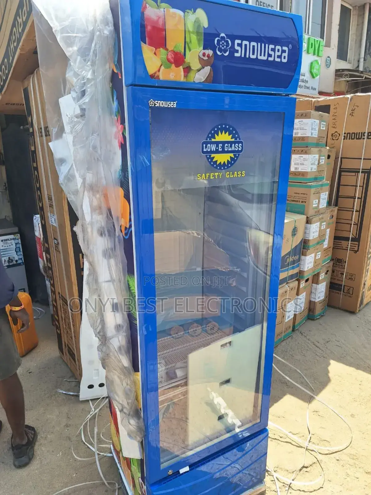 Snowsea Upright Fast Freezing Showcase/Chiller Refrigerator | Lc 400