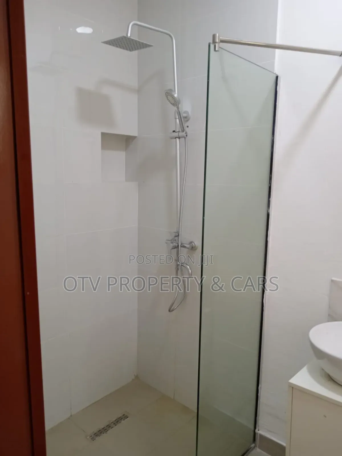 Furnished 2bdrm Apartment in Victoria Island for sale