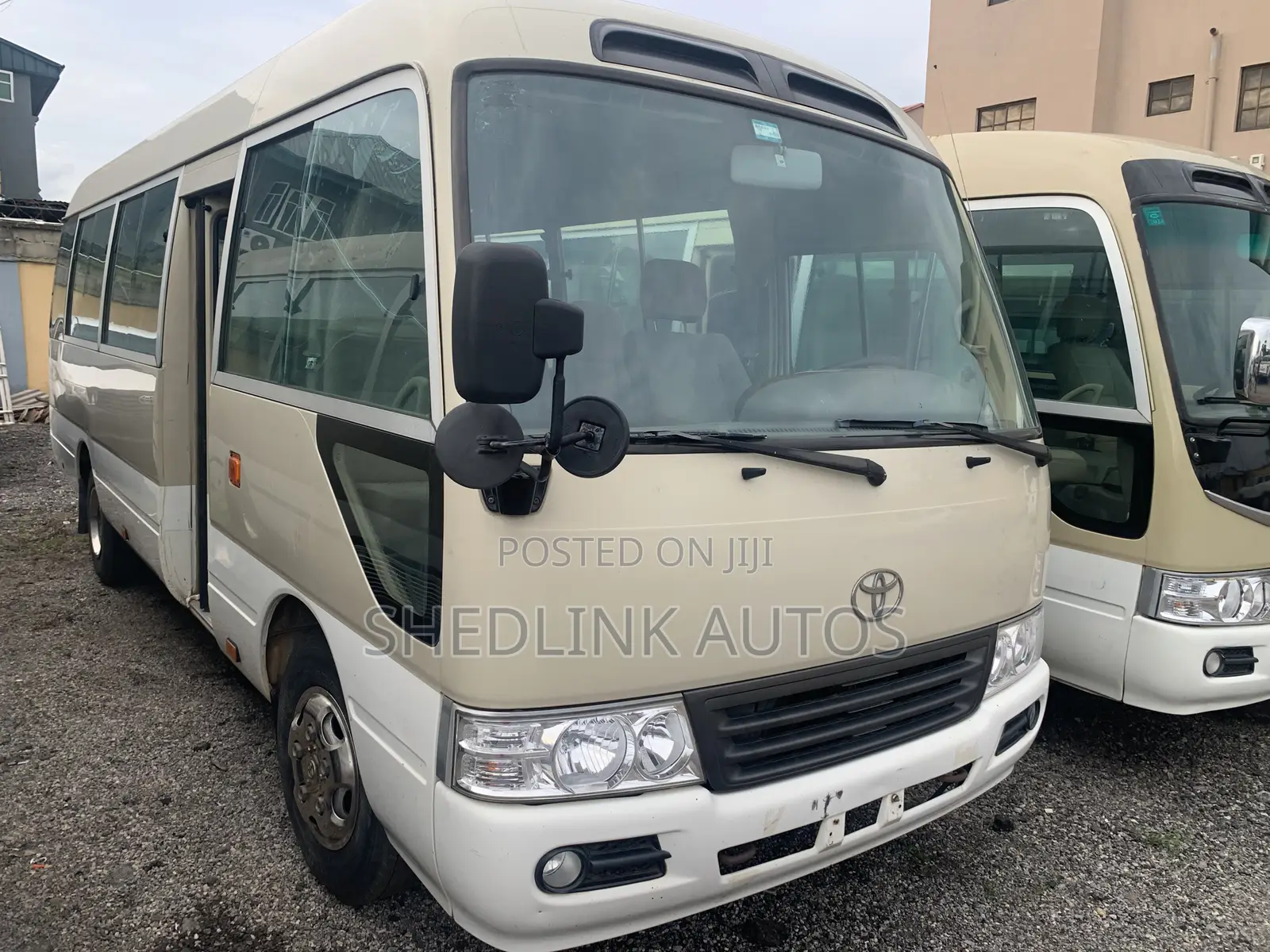 Toyota Coaster 2018