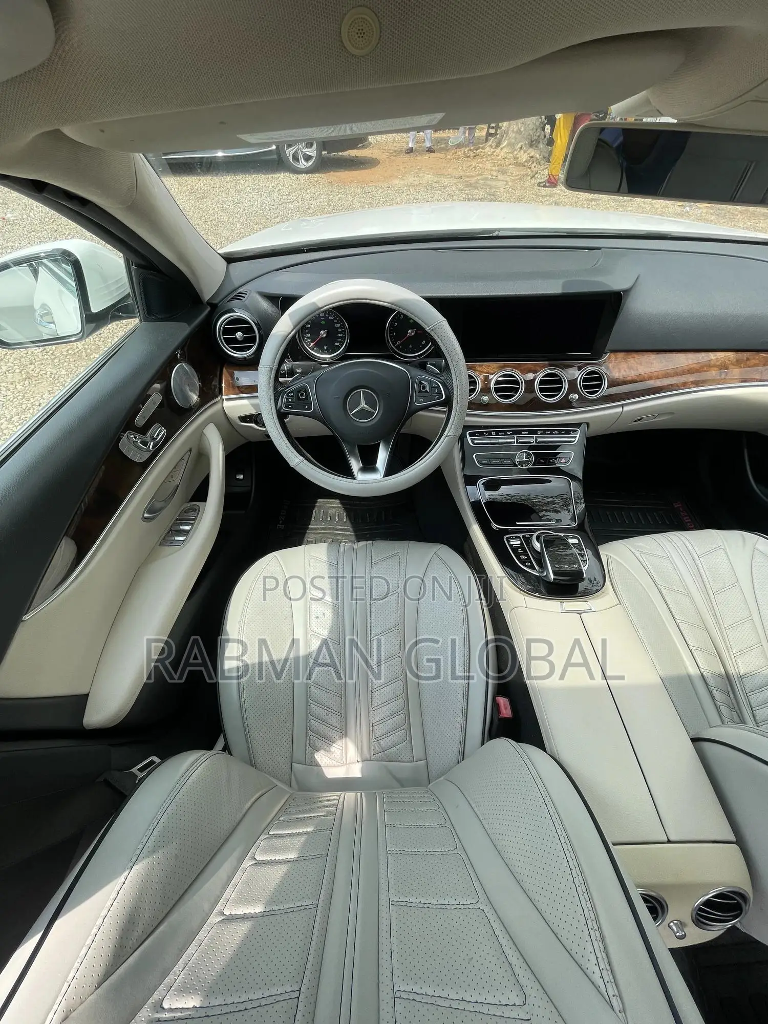 Mercedes-Benz E300 4Matic AWD Sedan (2.0L 4cyl 9A) 2017 White