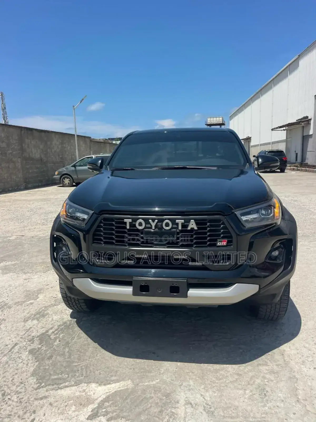 Toyota Hilux 2026 Black