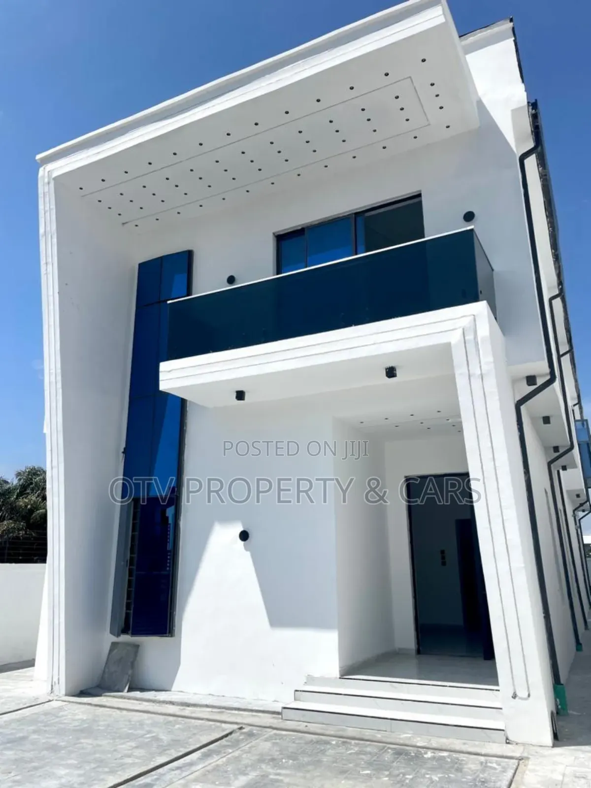 Furnished 5bdrm Duplex in Ikota for sale