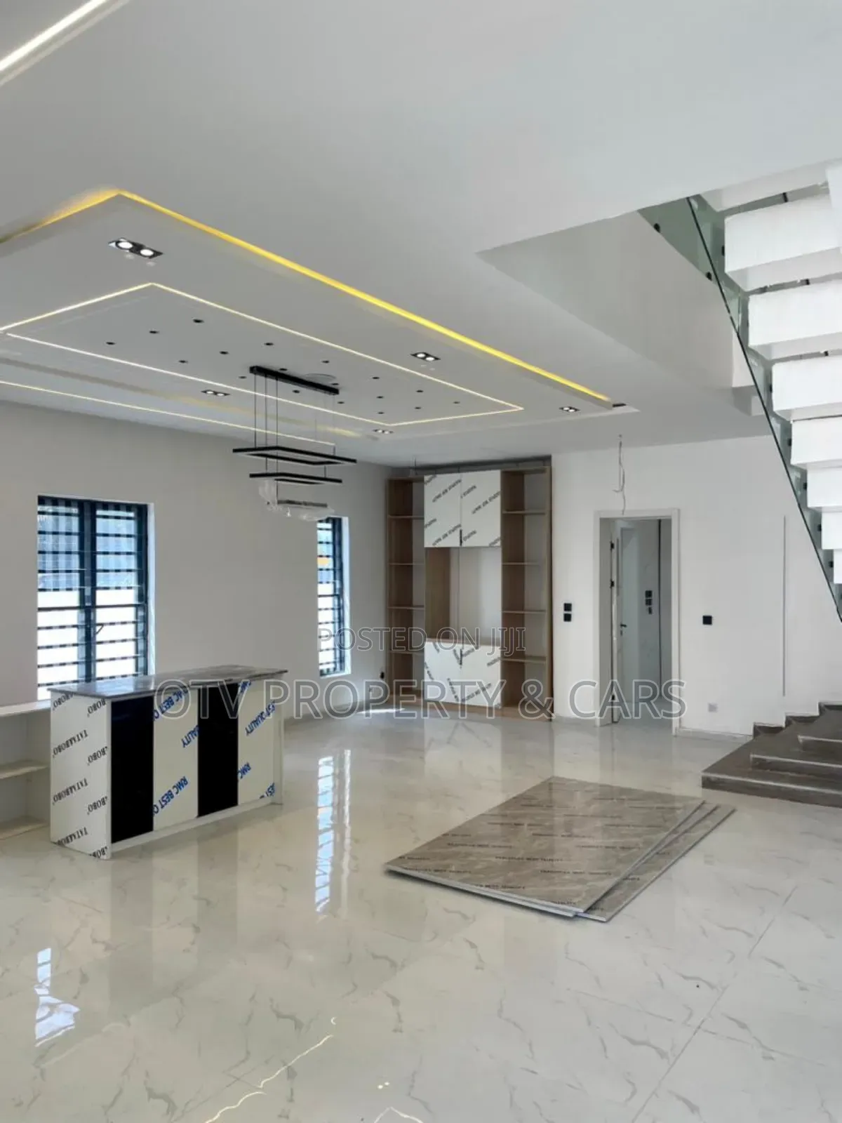 Furnished 5bdrm Duplex in Ikota for sale
