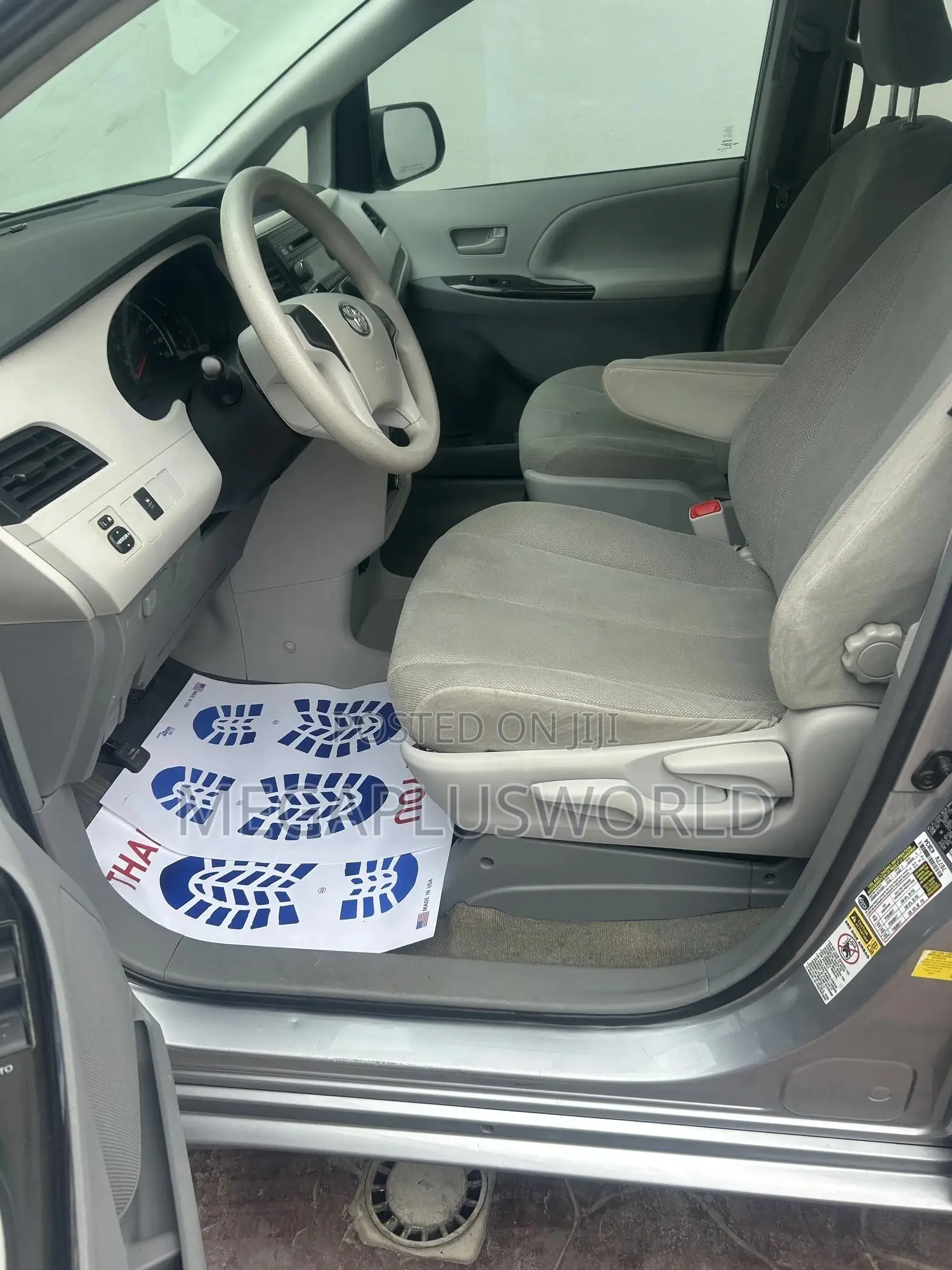 Toyota Sienna 7 Passenger 2012 Beige