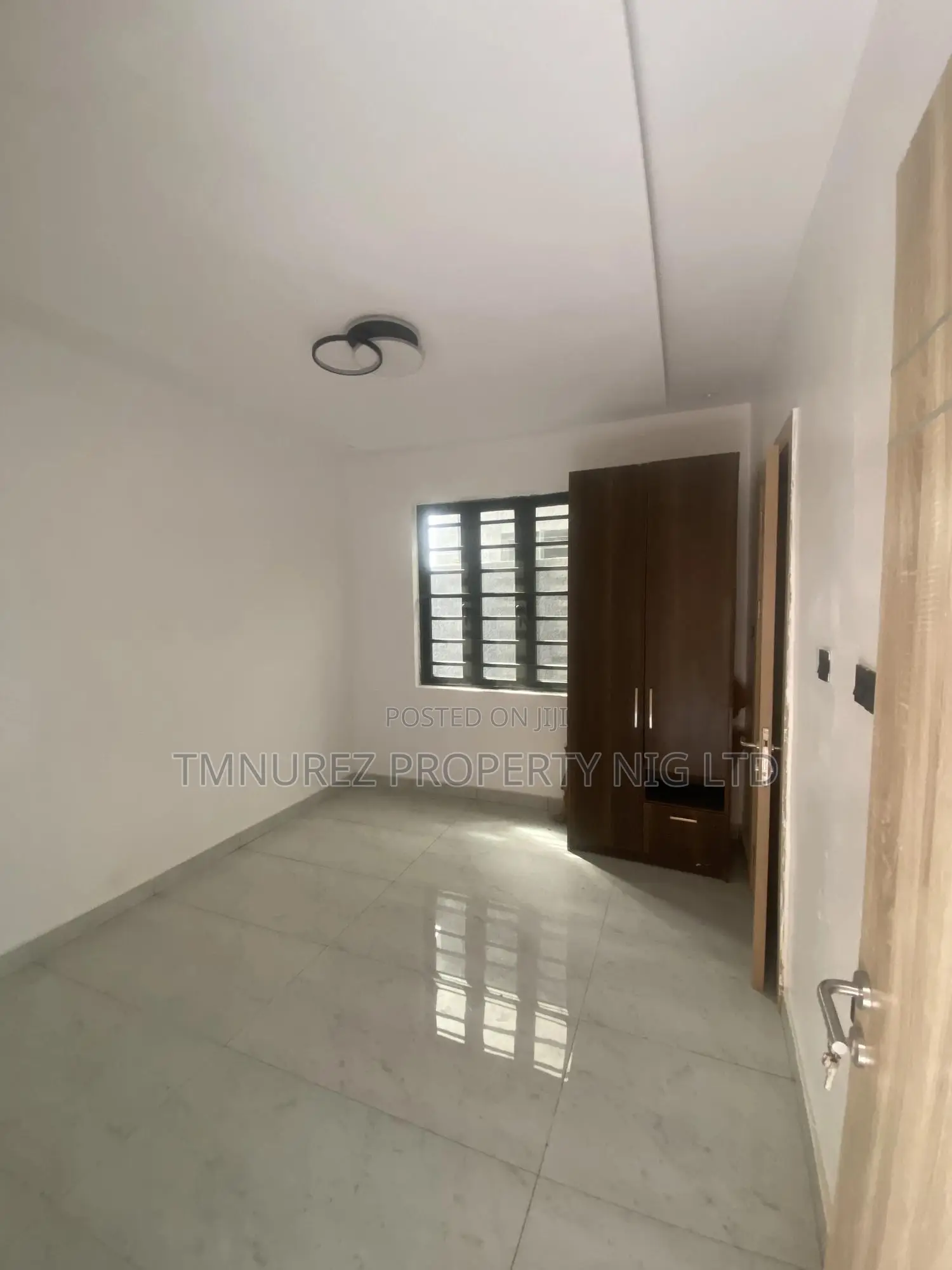 5bdrm Duplex in Ologolo, Lekki for sale