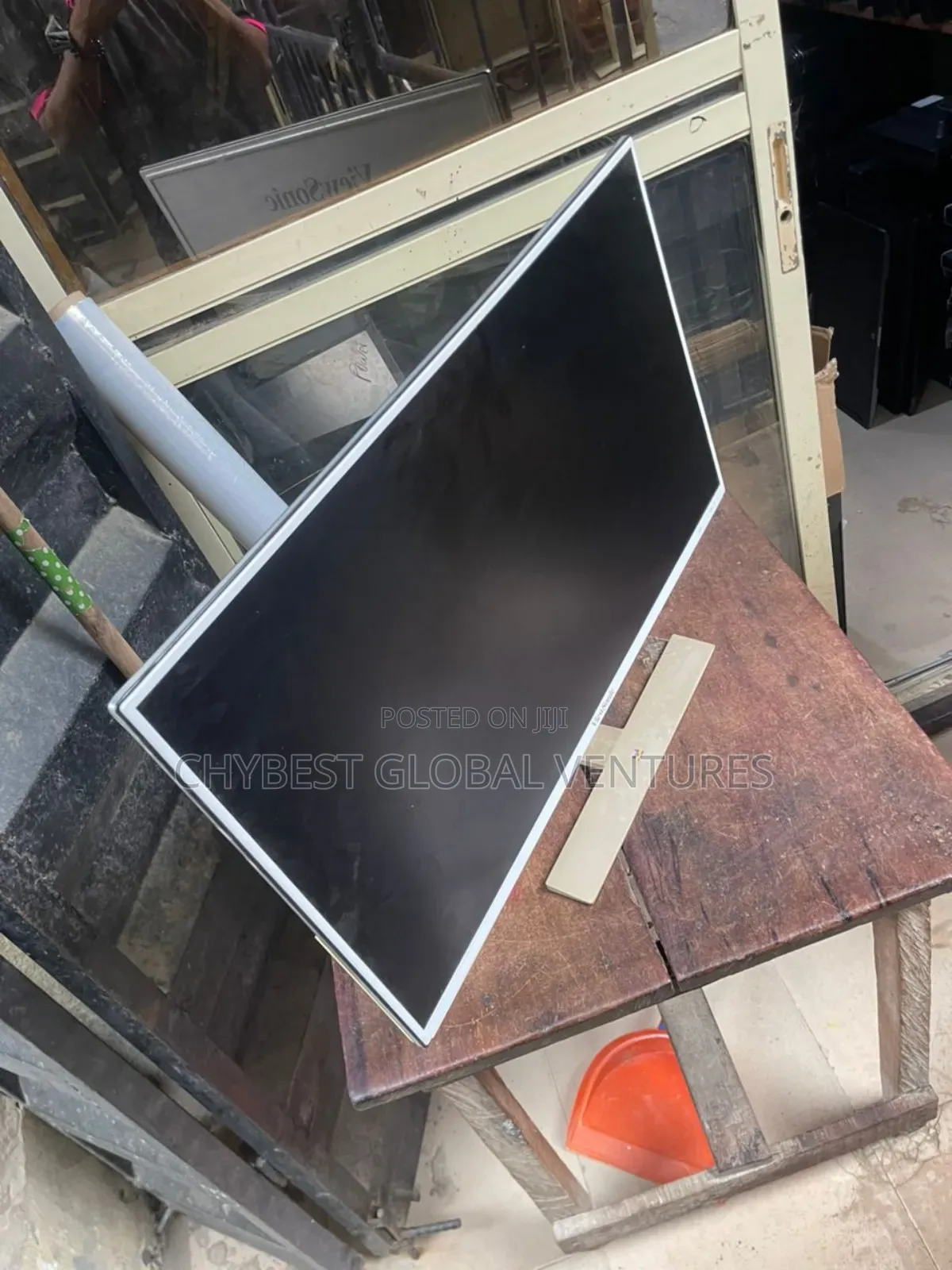32 Inches Viewsonic Ips Monitor