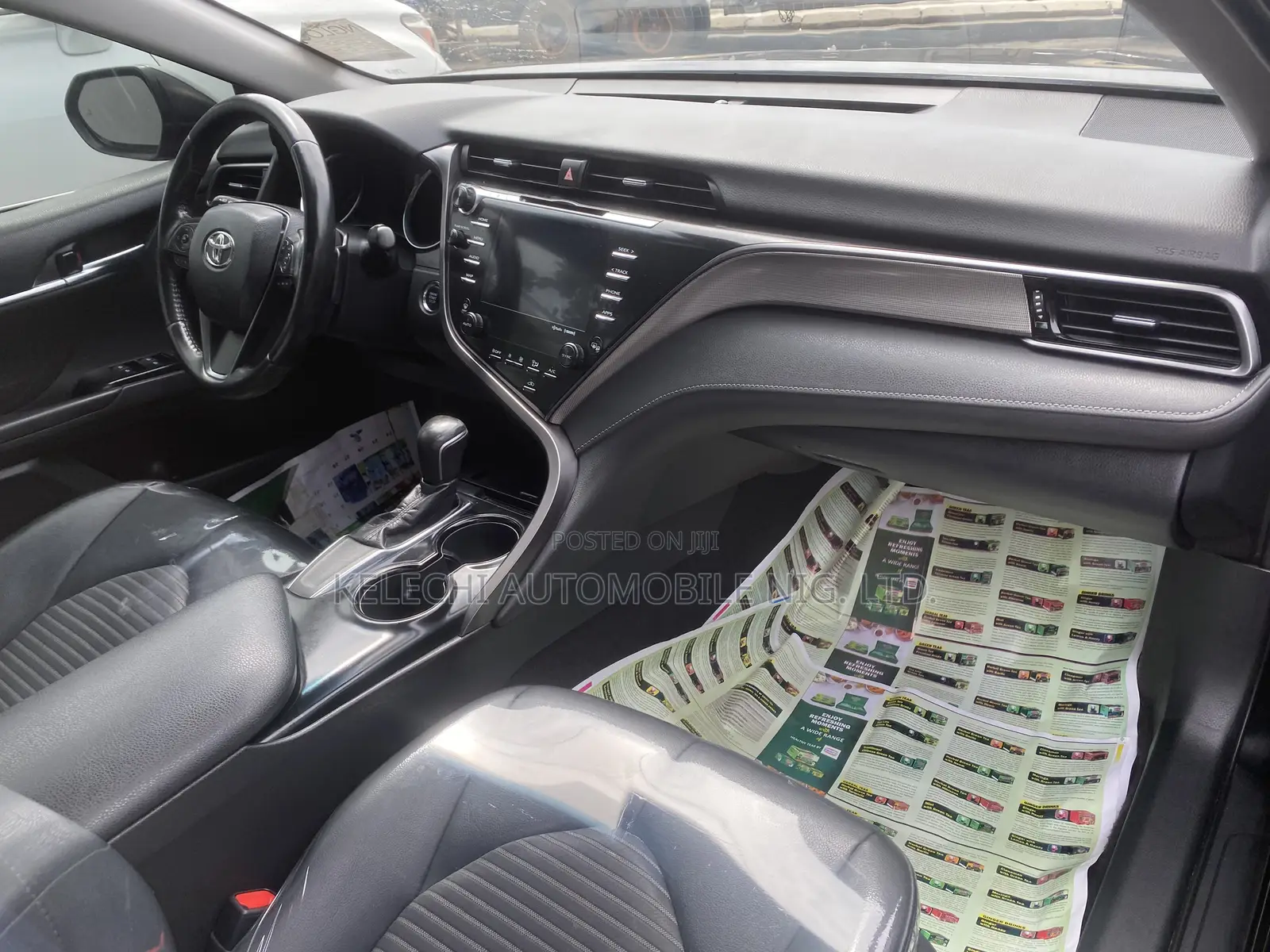 Toyota Camry SE FWD 2020 Black