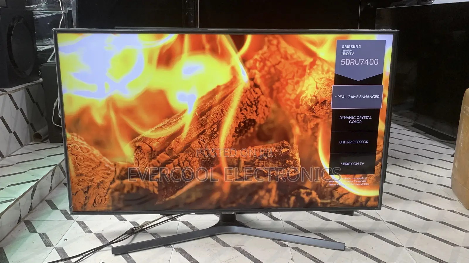 Crisp 50” Samsung Uhd Smart Tv With Netflix HDR