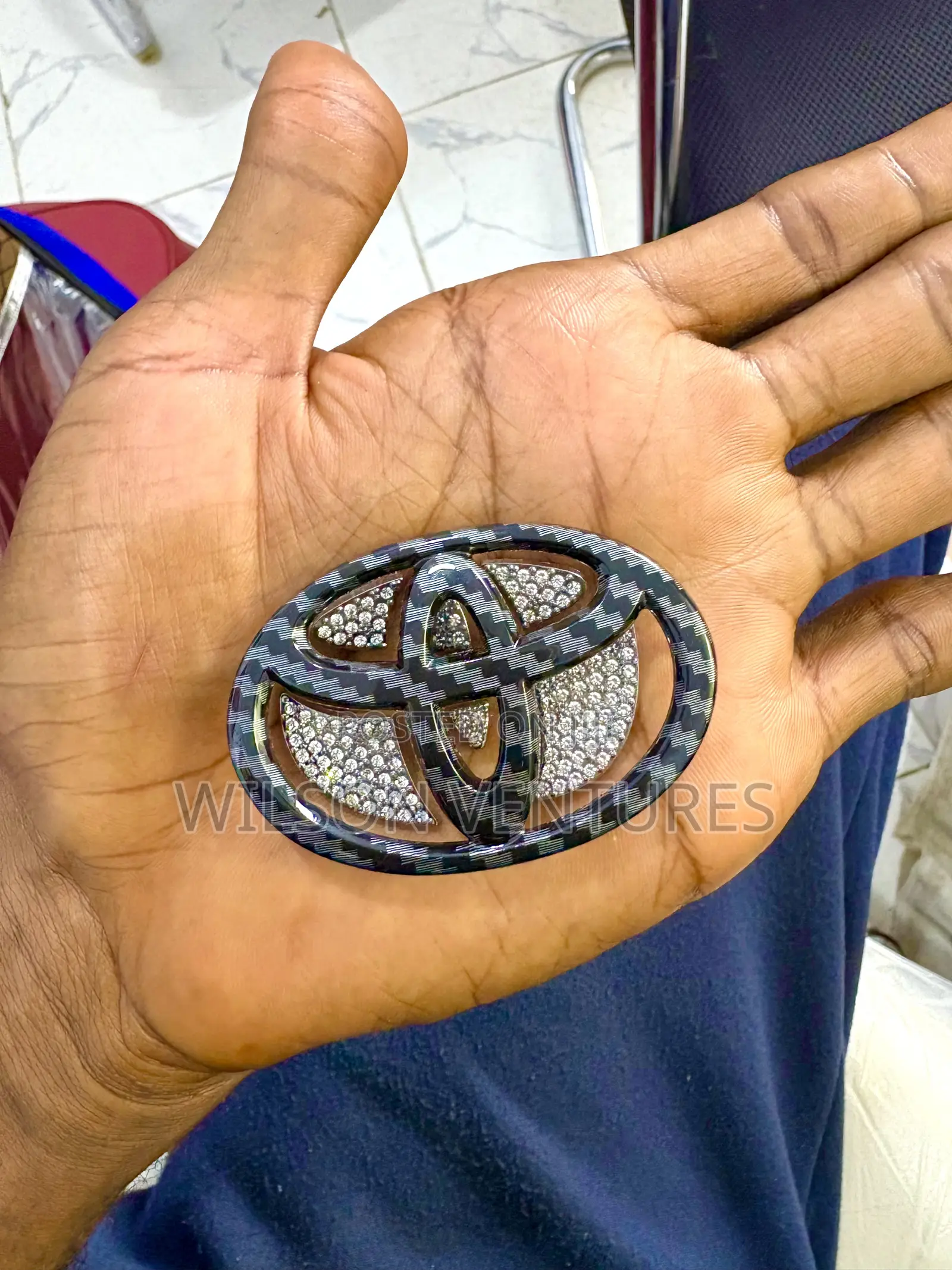 Carbon Fiber Toyota Steering Logo With Blingz